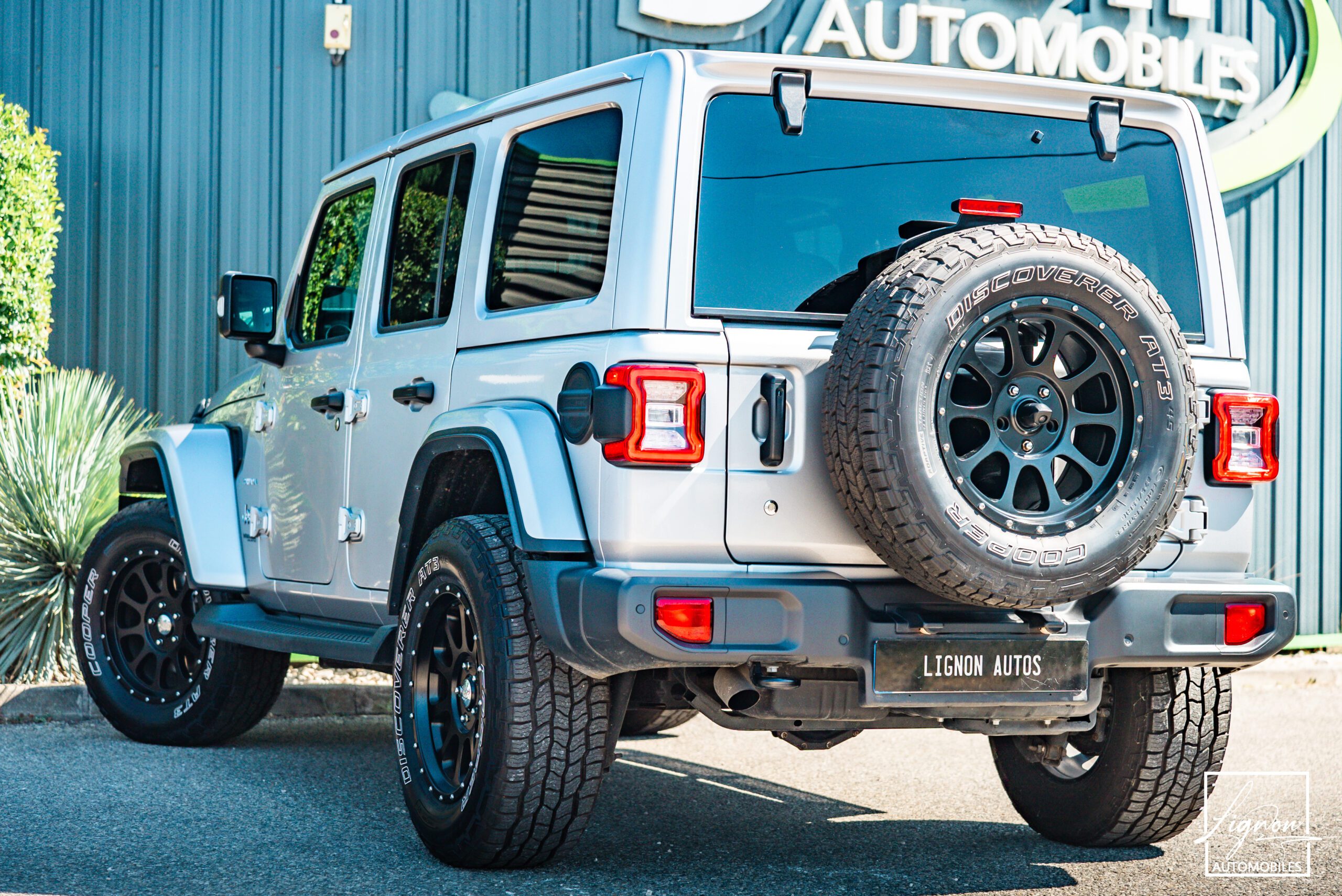 Photo Jeep Wrangler Unlimited Overland 2.2 Diesel 200ch 5 places
