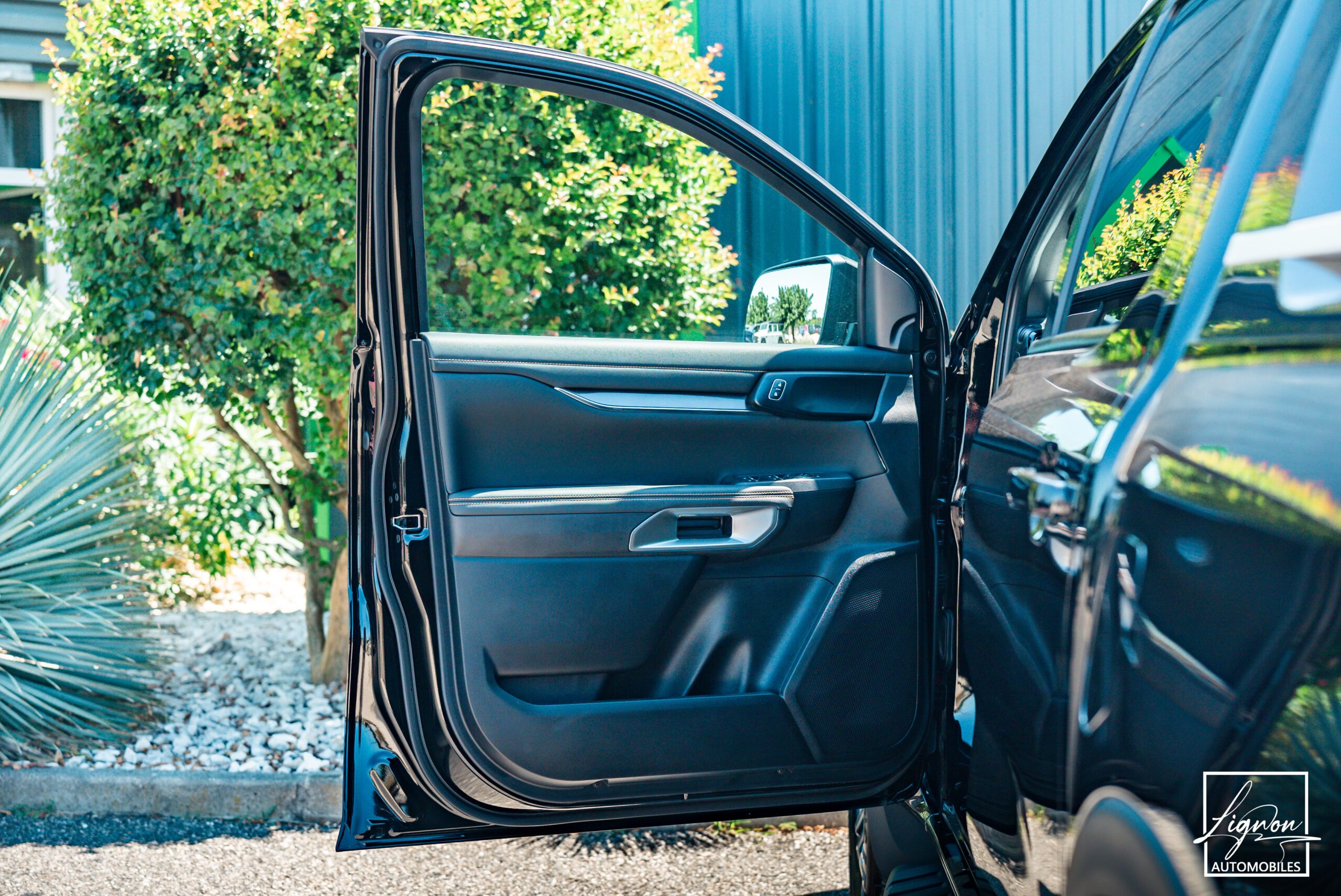 Photo Ford Ranger Wildtrak Double Cabine 2.0 ECOBLUE 205 CH - TVA RECUPERABLE