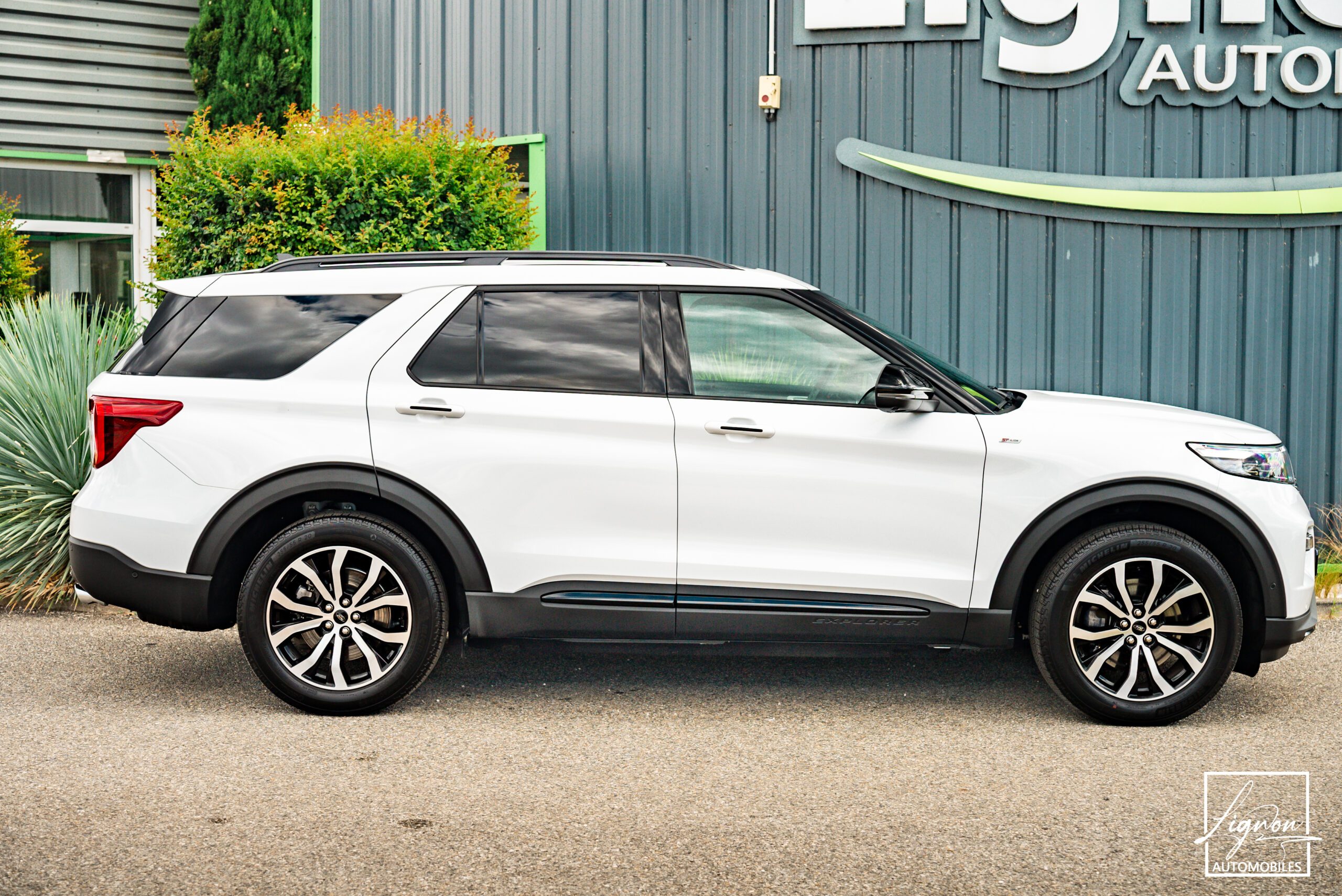Photo FORD EXPLORER 3.0 ECOBOOST 457 ch Parallel PHEV ST-Line i-AWD BVA10