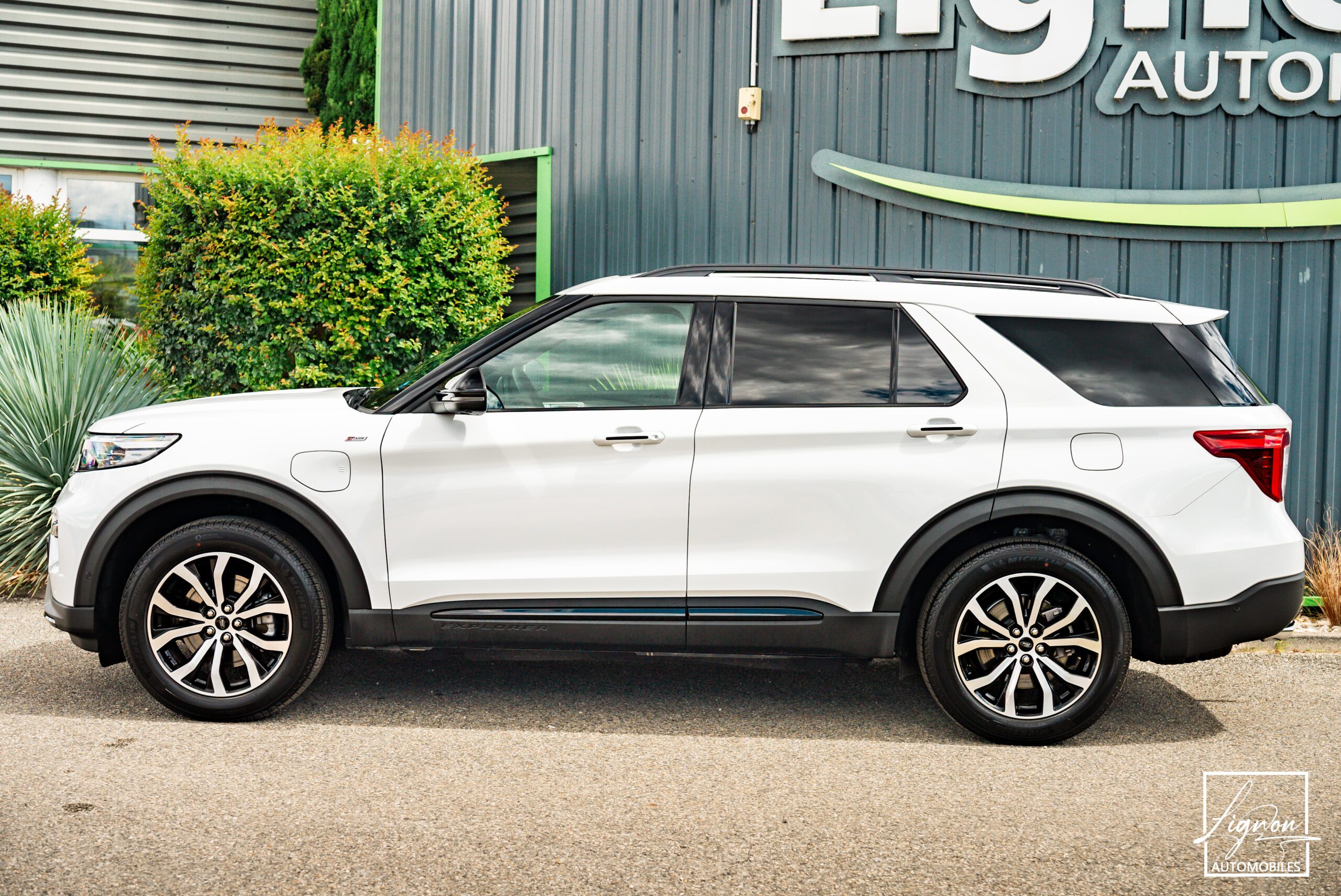 Photo FORD EXPLORER 3.0 ECOBOOST 457 ch Parallel PHEV ST-Line i-AWD BVA10