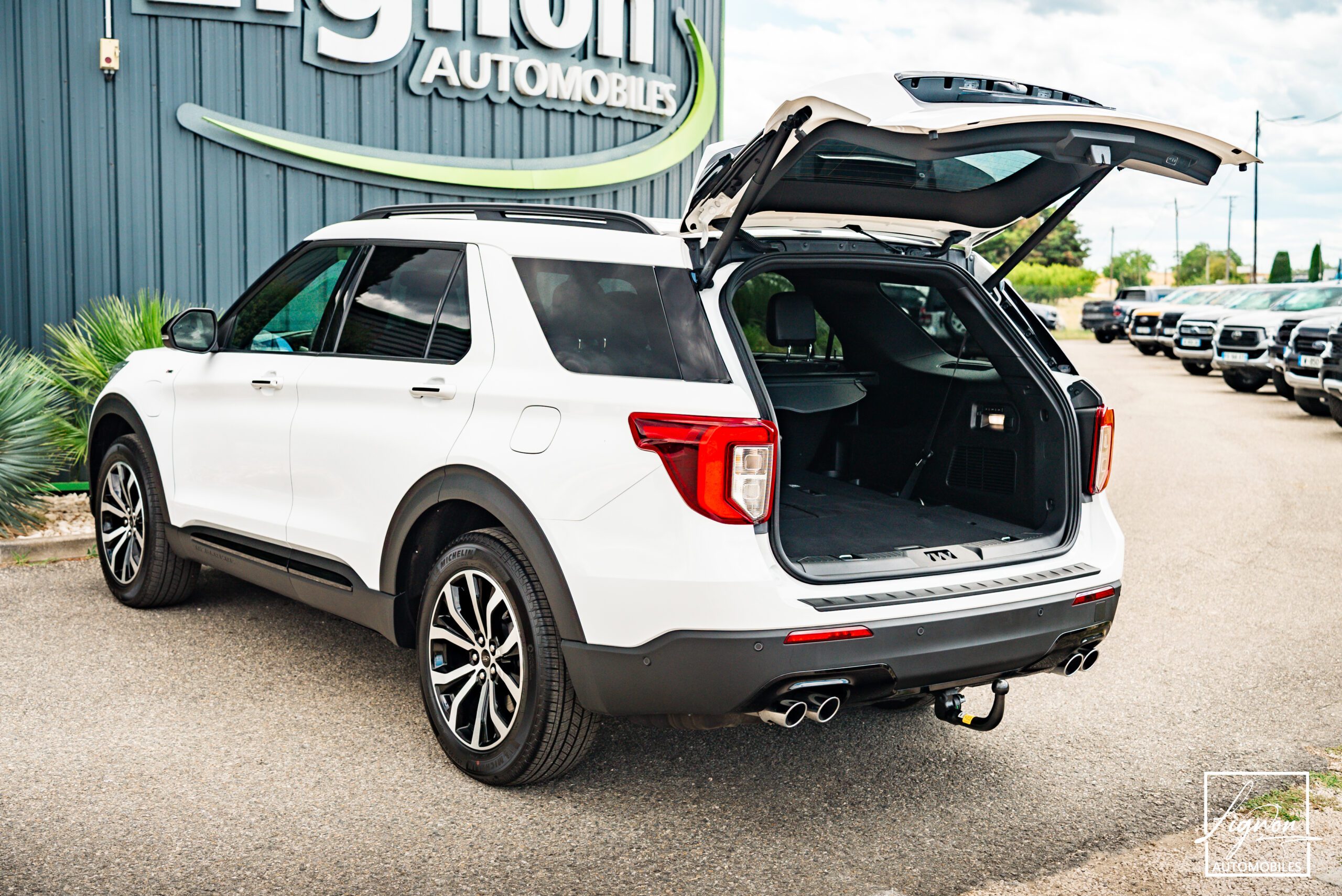 Photo FORD EXPLORER 3.0 ECOBOOST 457 ch Parallel PHEV ST-Line i-AWD BVA10