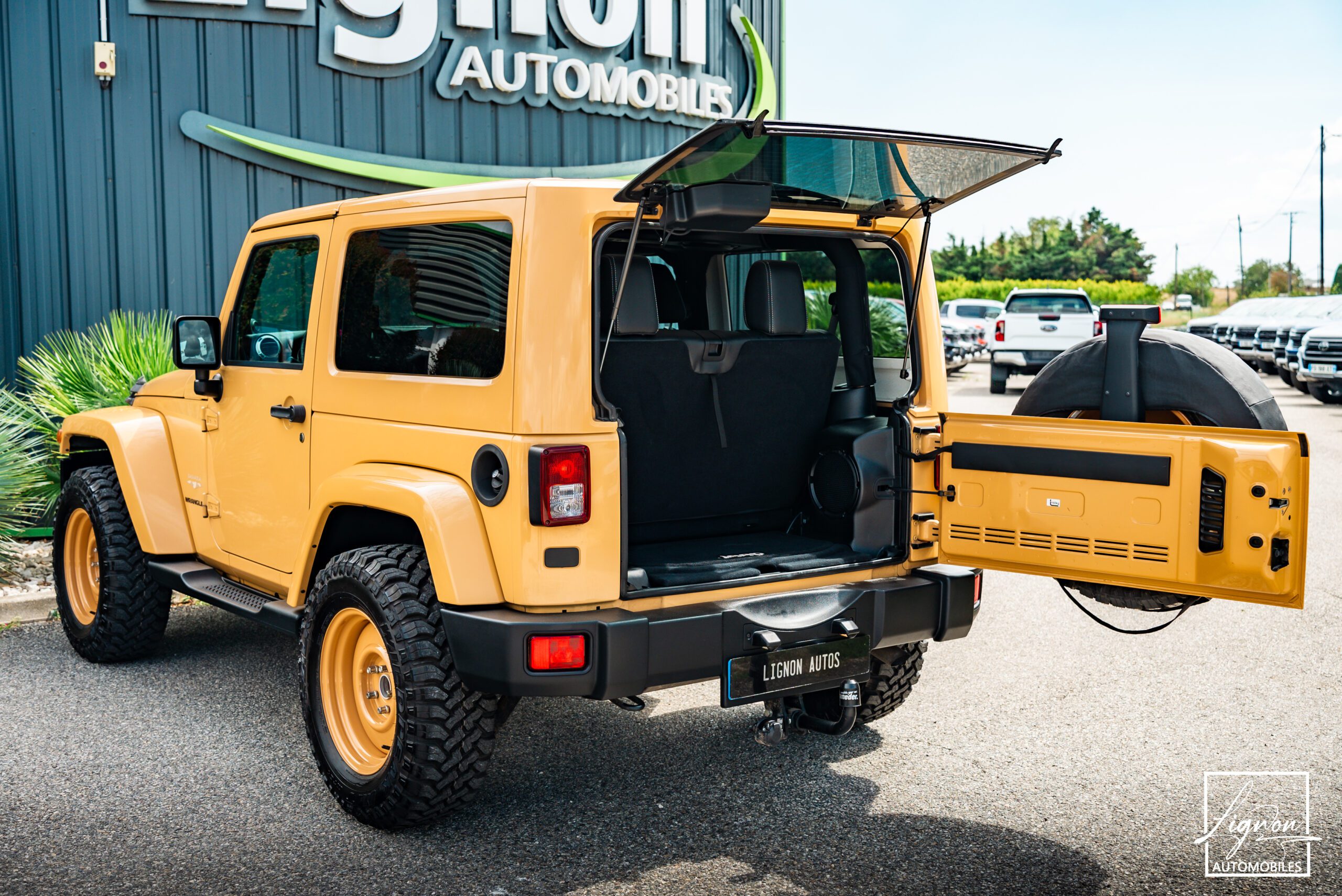 Photo Jeep Wrangler 2.8 CRD 200CH Sahara BVA 3 portes