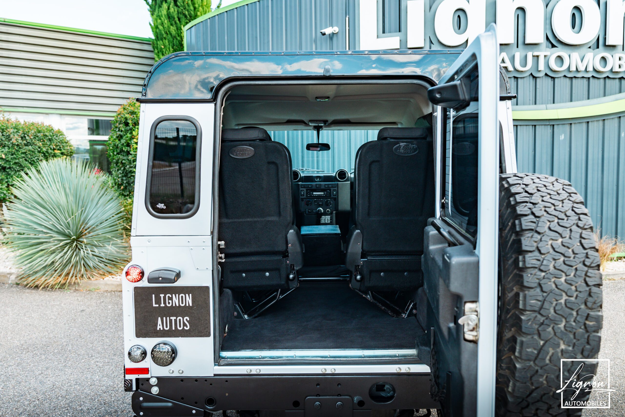 Photo Land Rover Defender 90 2.4 td4 SW 4 places
