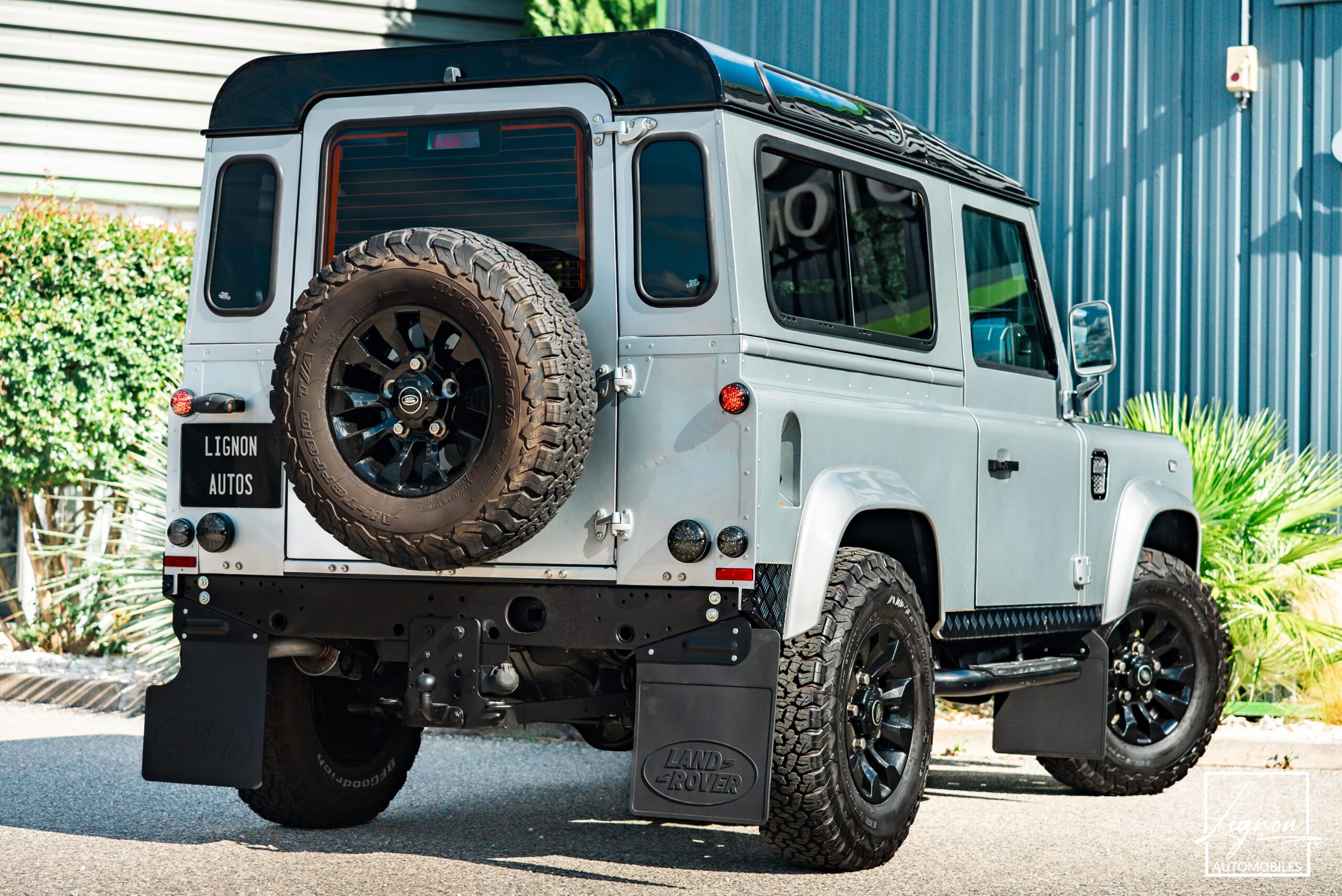 Land Rover Defender 90 2.4 td4 SW 4 places
