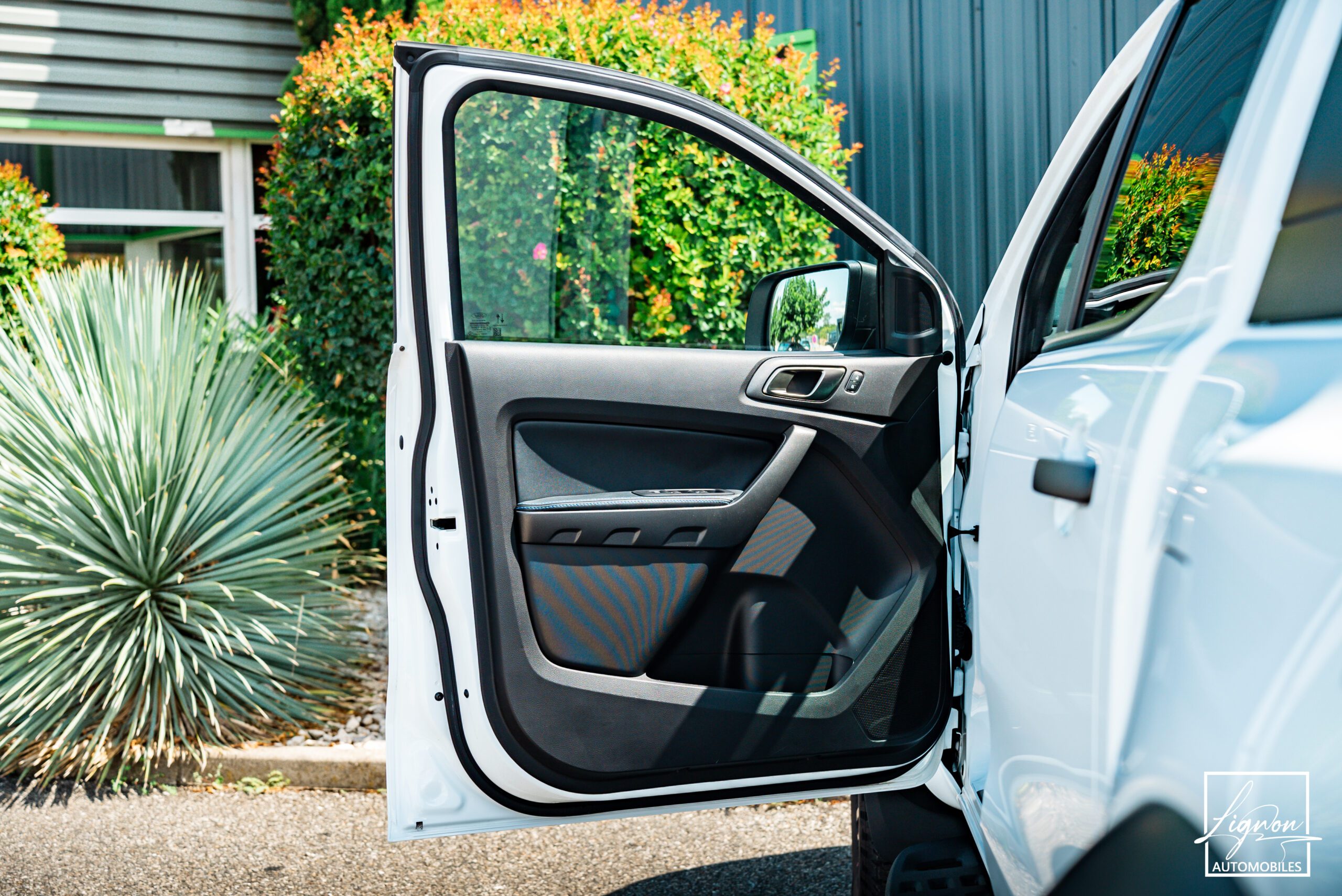 Photo Ford Ranger Raptor Double Cabine 2.0 TDCi 213 EcoBlue BVA10 - TVA RECUPERABLE