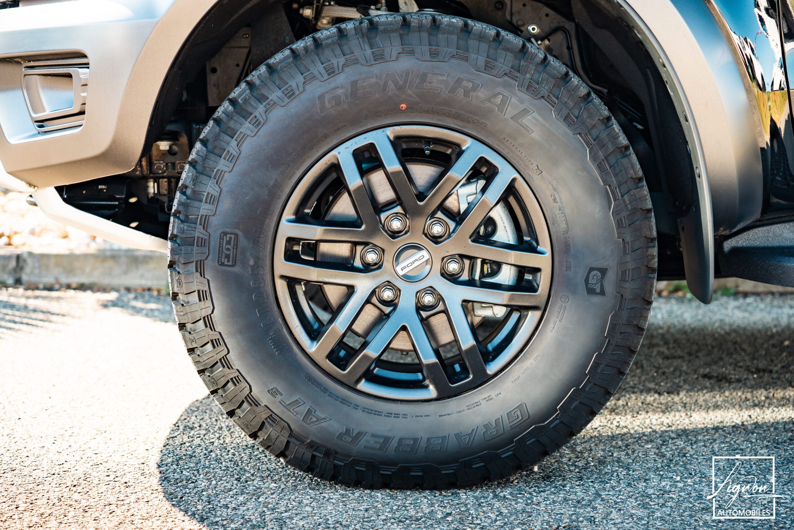 Photo Ford Ranger Raptor NEUF Double Cabine 2.0 TDCi 213 EcoBlue BVA10 - TVA RECUPERABLE