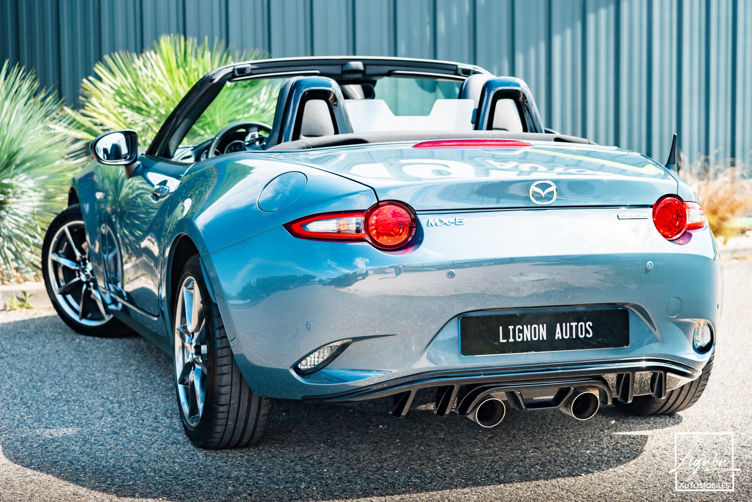 Photo MAZDA MX-5 Roadster Skyaktiv 2.0l 184ch Selection avec pack sport - Échappements Sport à valves