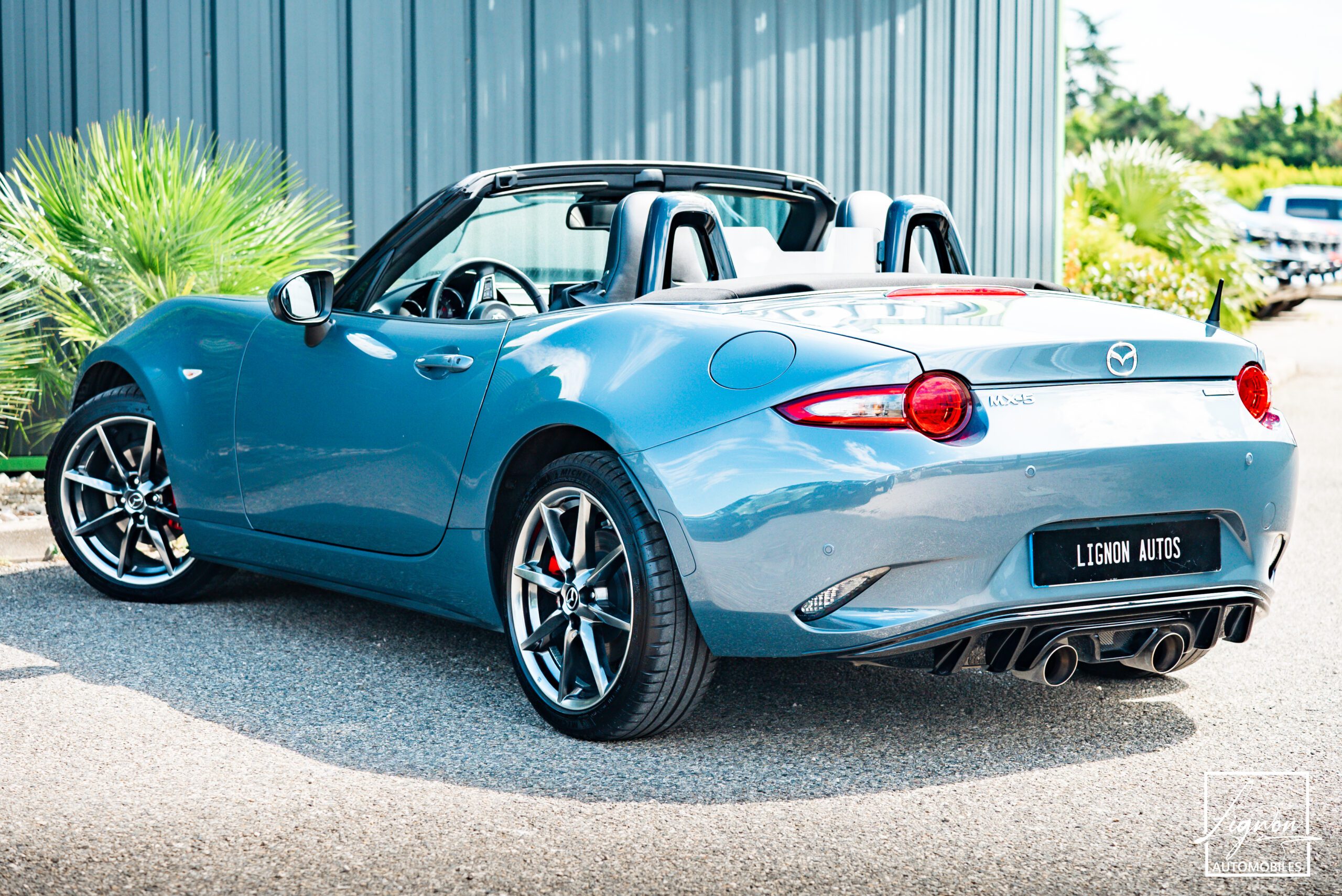 Photo MAZDA MX-5 Roadster Skyaktiv 2.0l 184ch Selection avec pack sport - Échappements Sport à valves