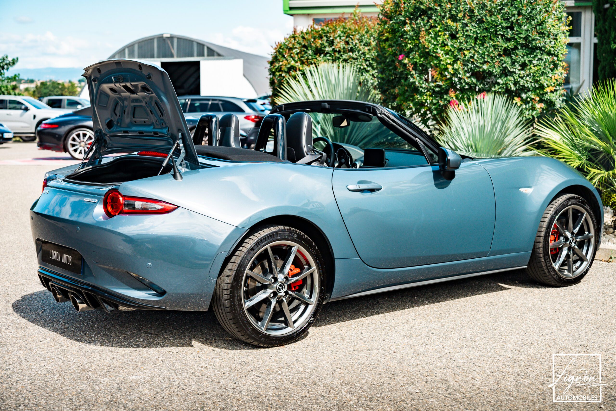 Photo MAZDA MX-5 Roadster Skyaktiv 2.0l 184ch Selection avec pack sport - Échappements Sport à valves