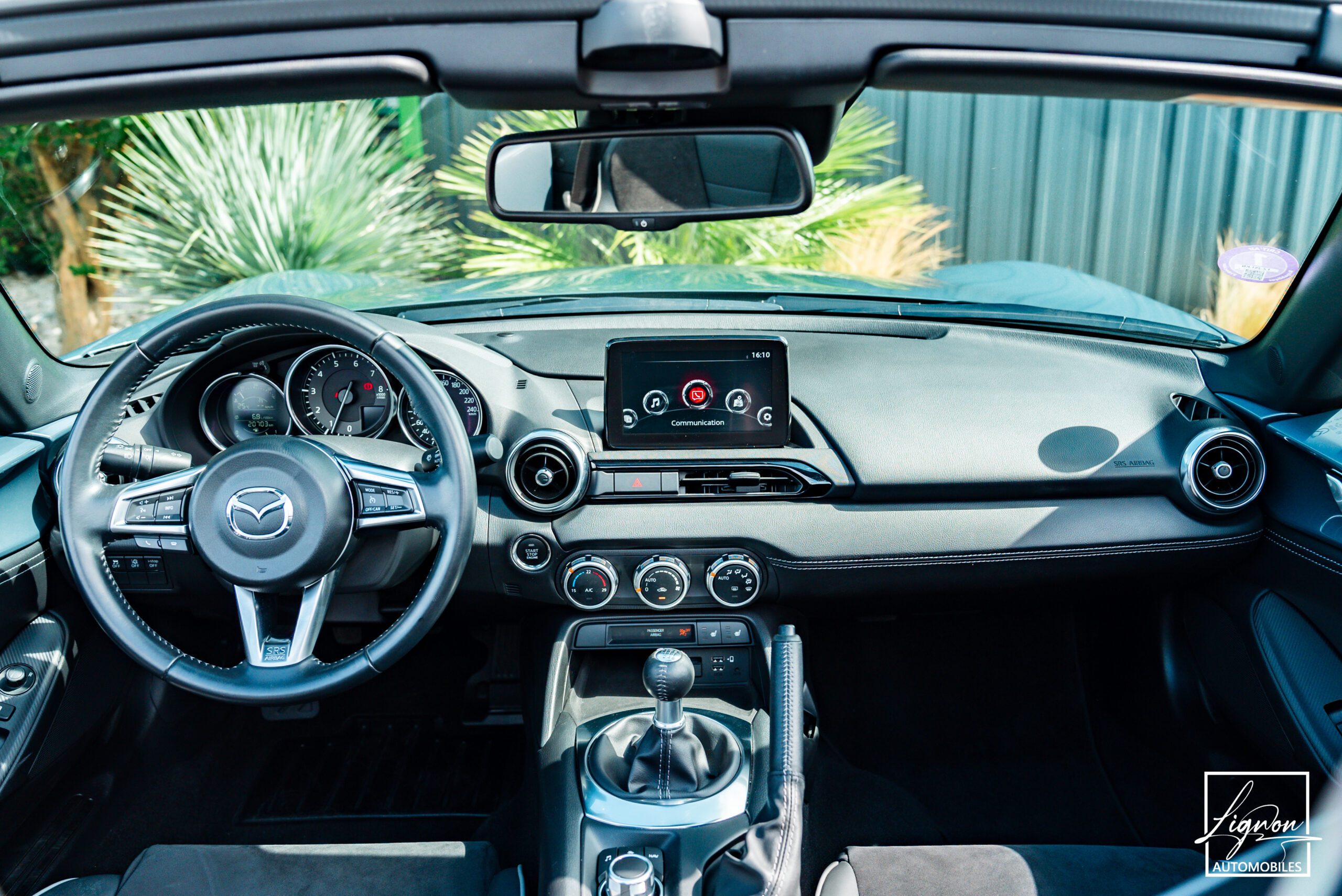 Photo MAZDA MX-5 Roadster Skyaktiv 2.0l 184ch Selection avec pack sport - Échappements Sport à valves