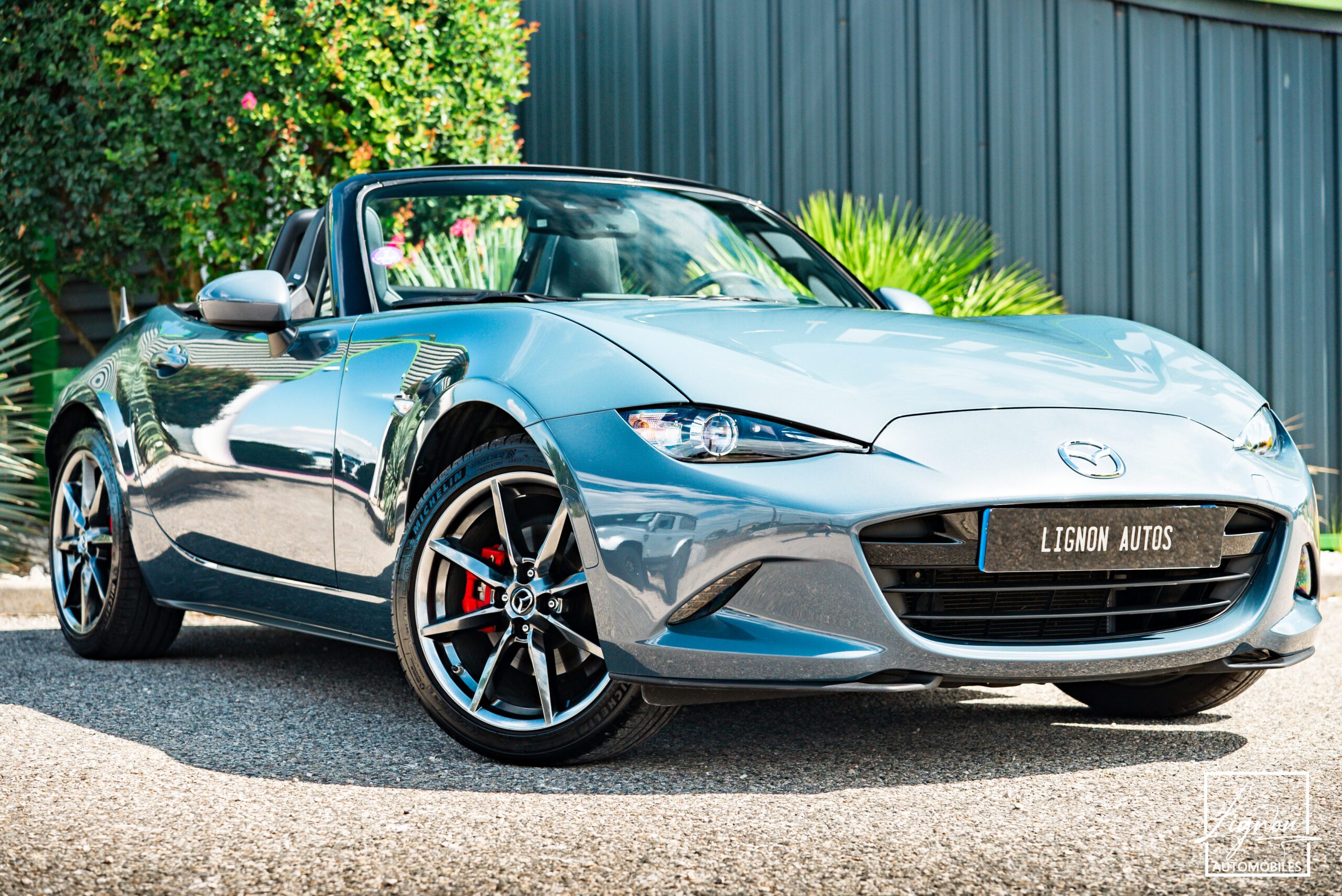 Photo MAZDA MX-5 Roadster Skyaktiv 2.0l 184ch Selection avec pack sport - Échappements Sport à valves