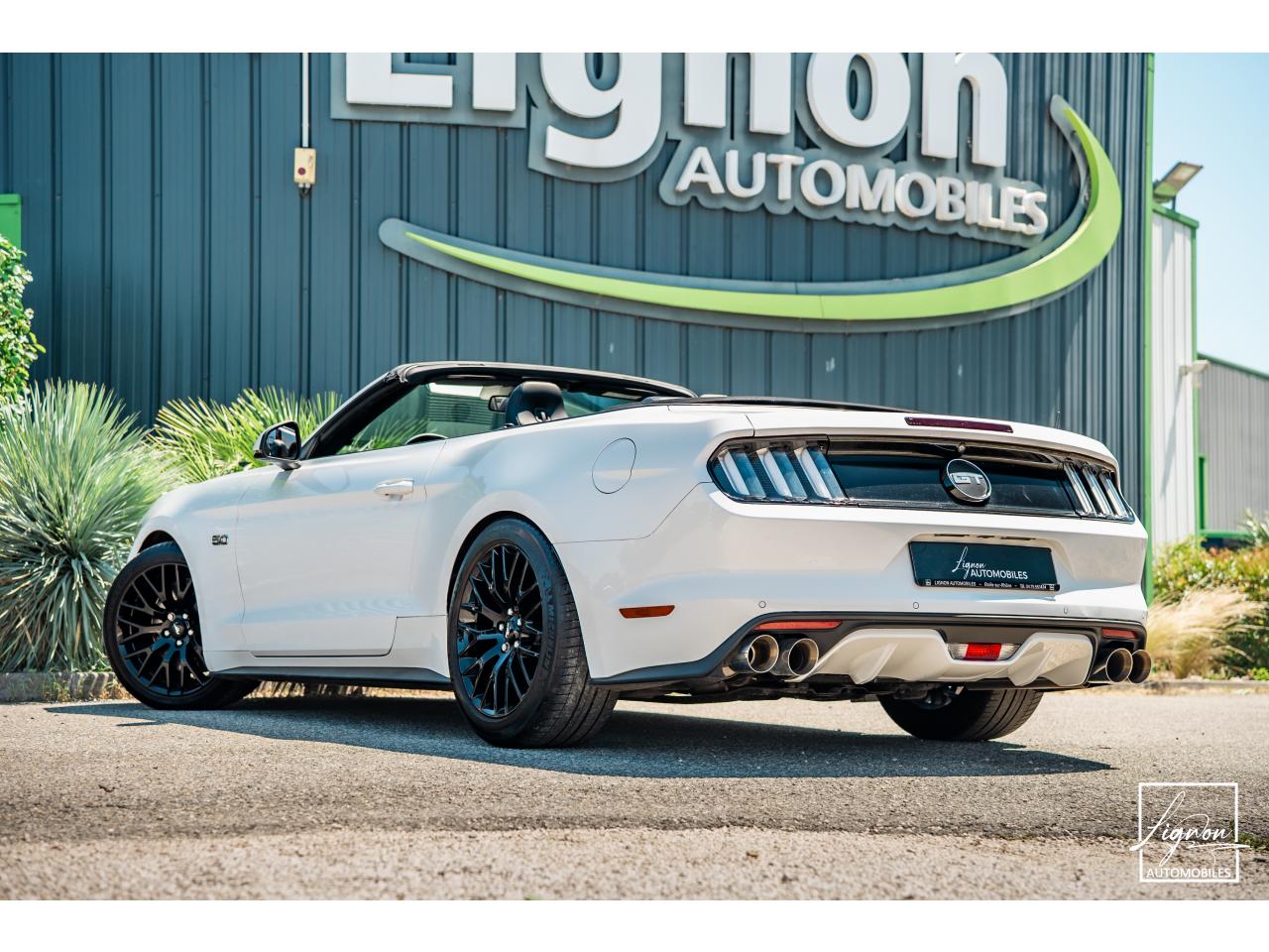 Photo FORD MUSTANG 5.0 v8 GT Cabriolet 421 ch BVM6 - à partir de 362 euros