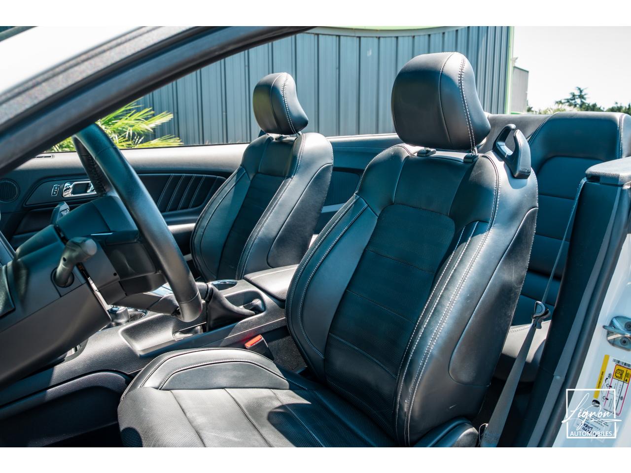 Photo FORD MUSTANG 5.0 v8 GT Cabriolet 421 ch BVM6 - à partir de 362 euros