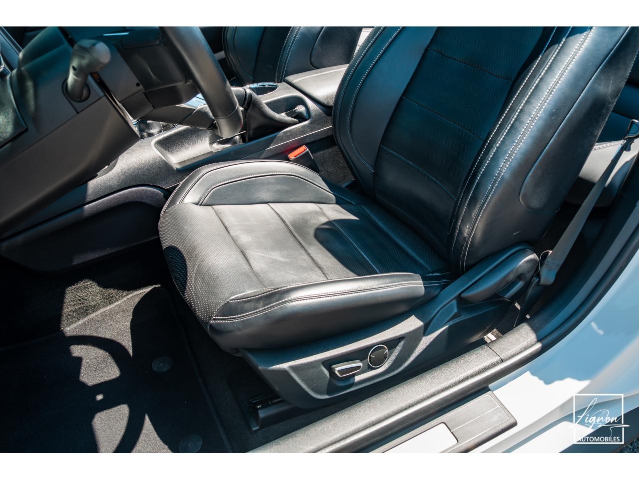 Photo FORD MUSTANG 5.0 v8 GT Cabriolet 421 ch BVM6 - à partir de 362 euros