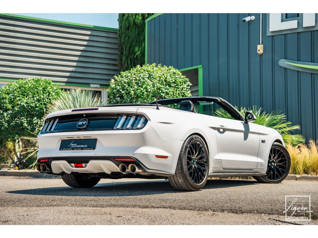 Photo FORD MUSTANG 5.0 v8 GT Cabriolet 421 ch BVM6 - à partir de 362 euros