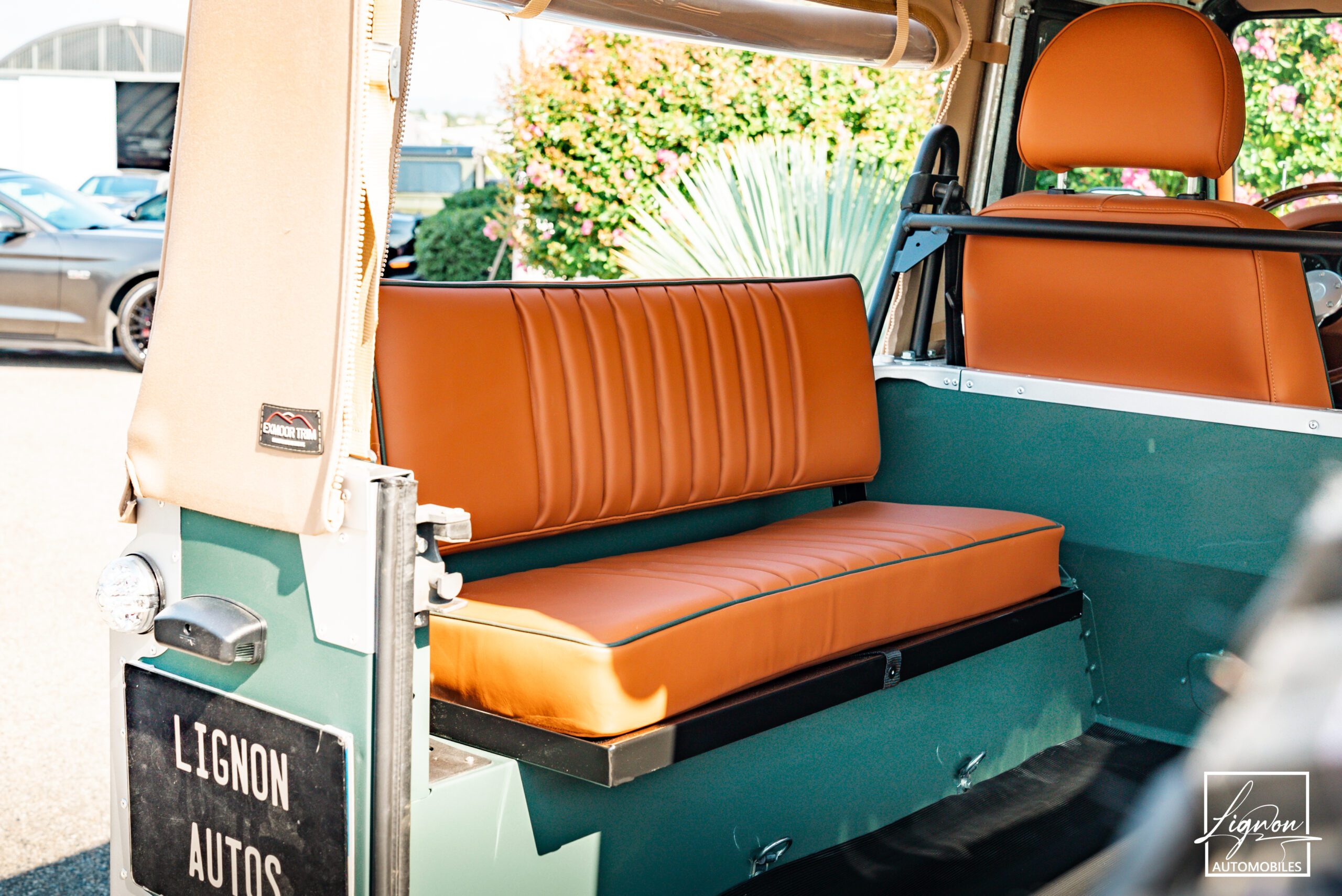 Photo Land Rover Defender 90 td4 2.2 Soft Top "Keswick Green"