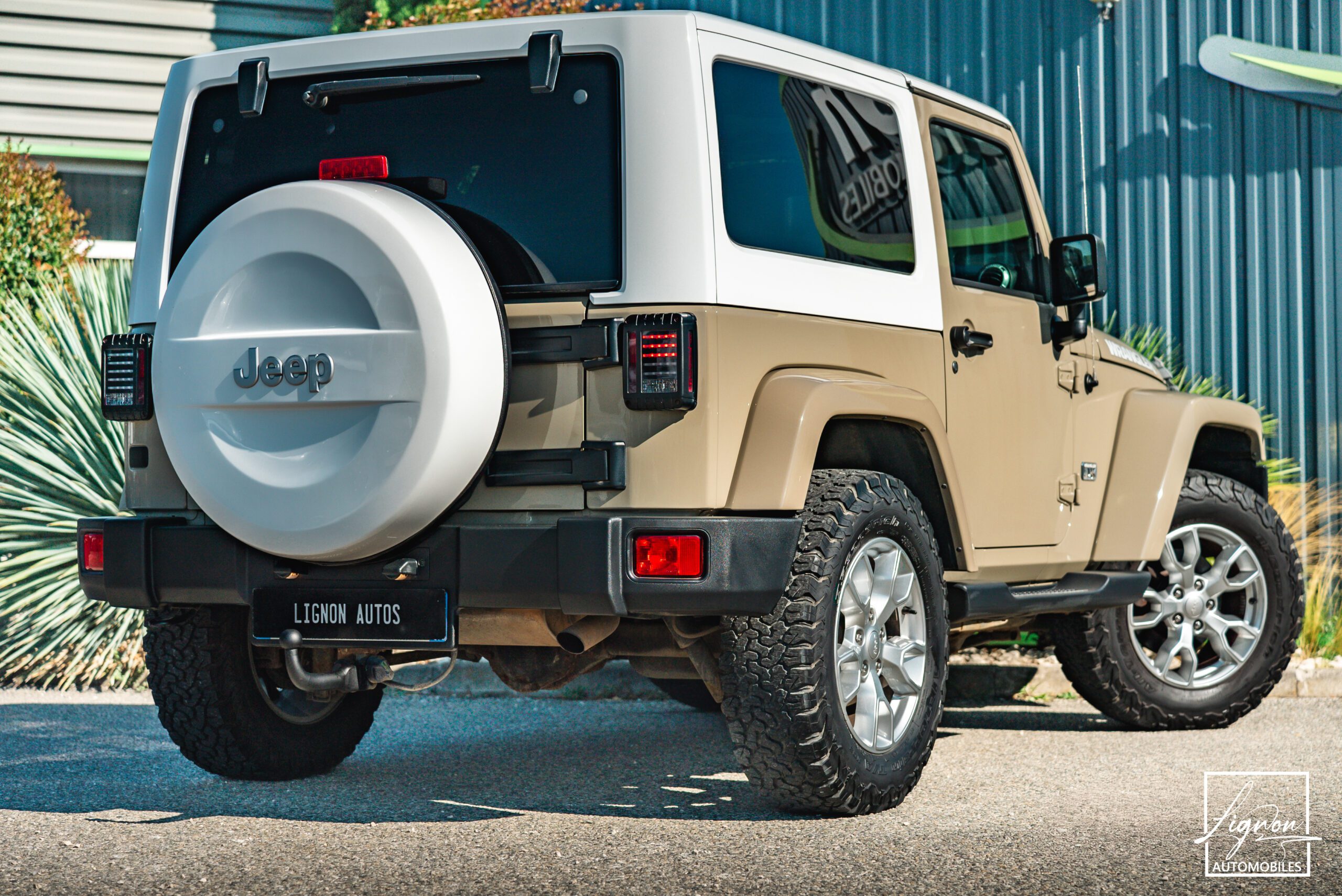 Photo Jeep Wrangler 2.8 CRD 200CH Série Limitée "JK Édition" N°48/1250 BVA 3 portes