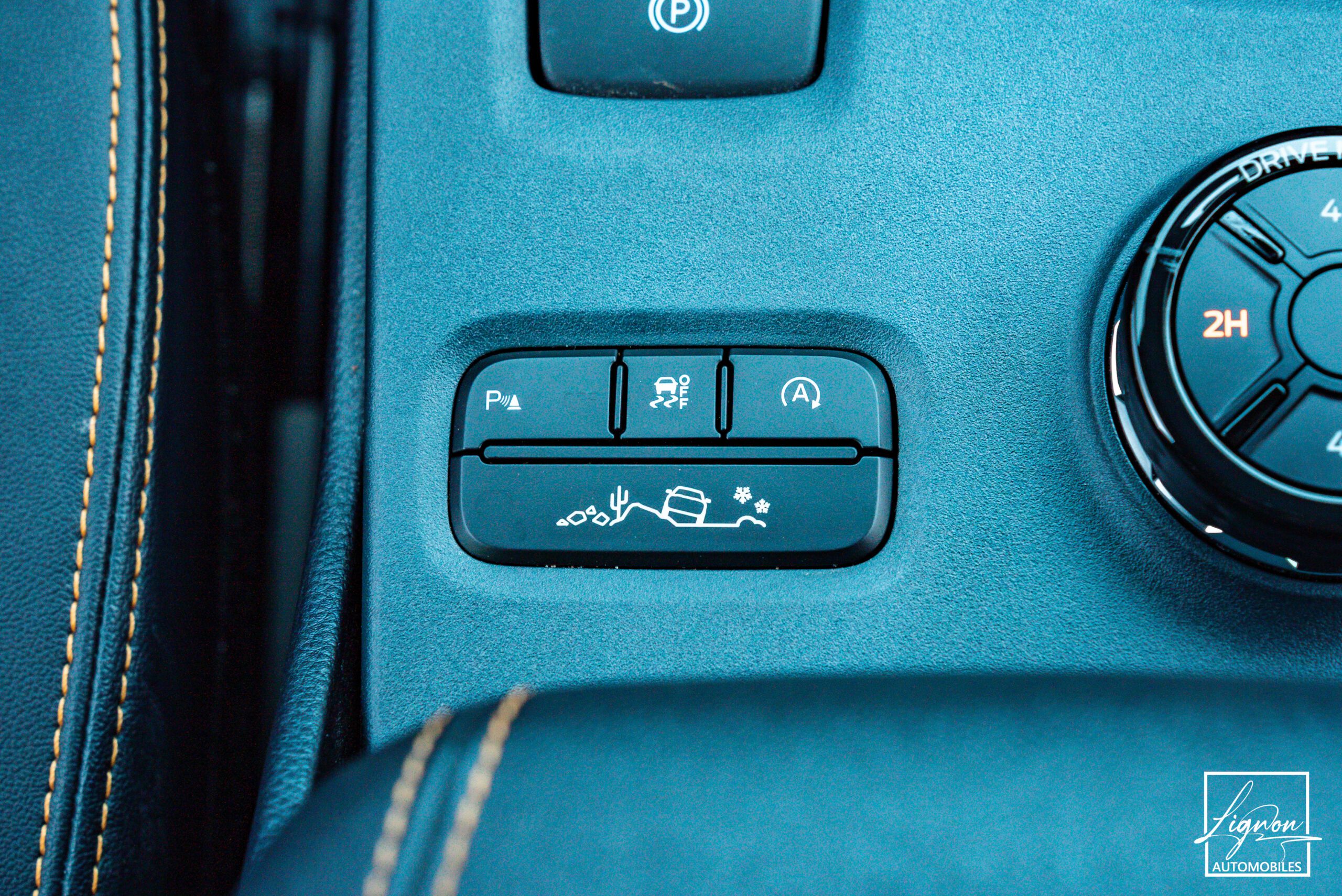 Photo Ford Ranger Wildtrak Double Cabine 2.0 ECOBLUE 205 CH - TVA RECUPERABLE
