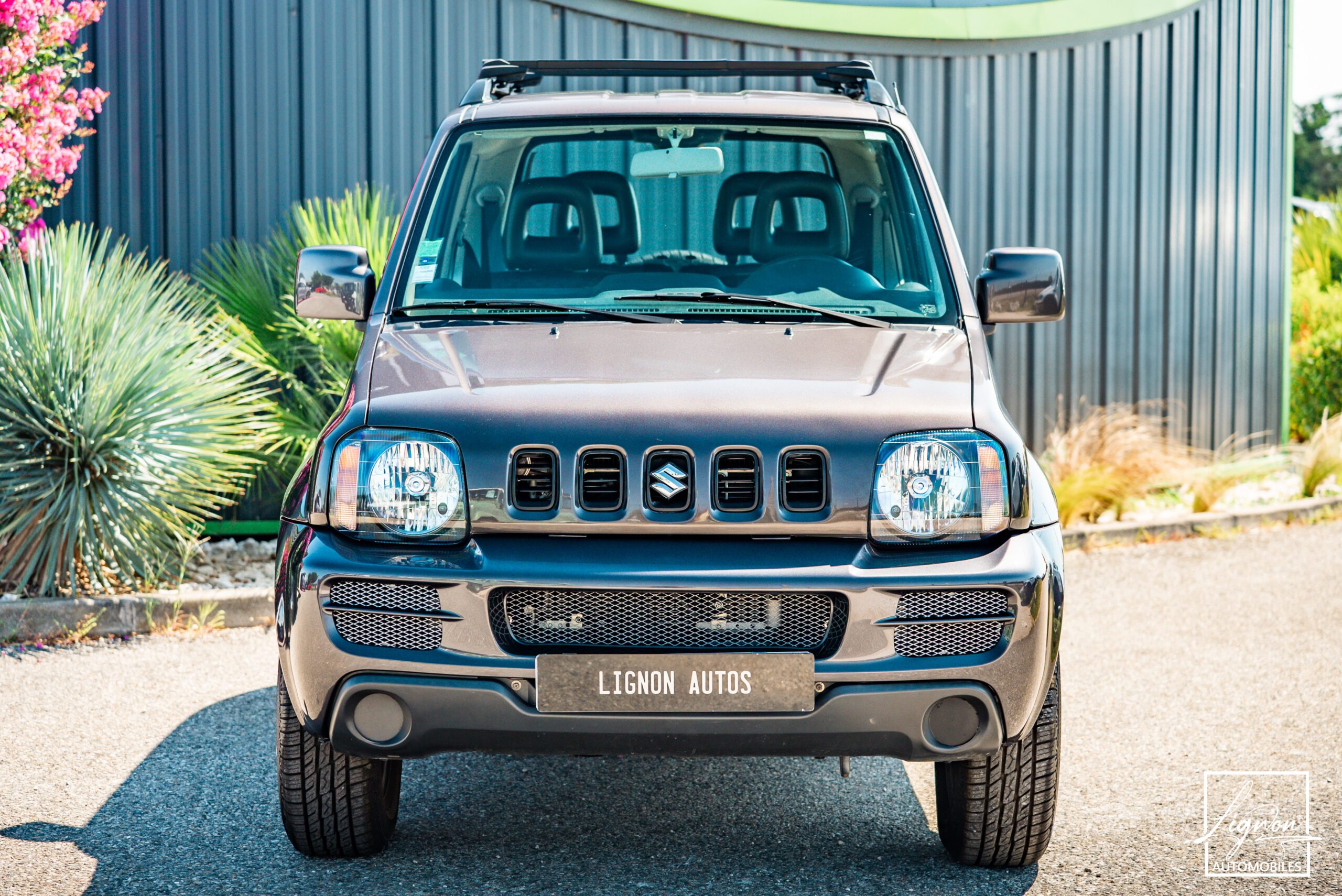 Photo Suzuki Jimny 1.3 VVT 85CH 8 000km Seulement ! Attelage