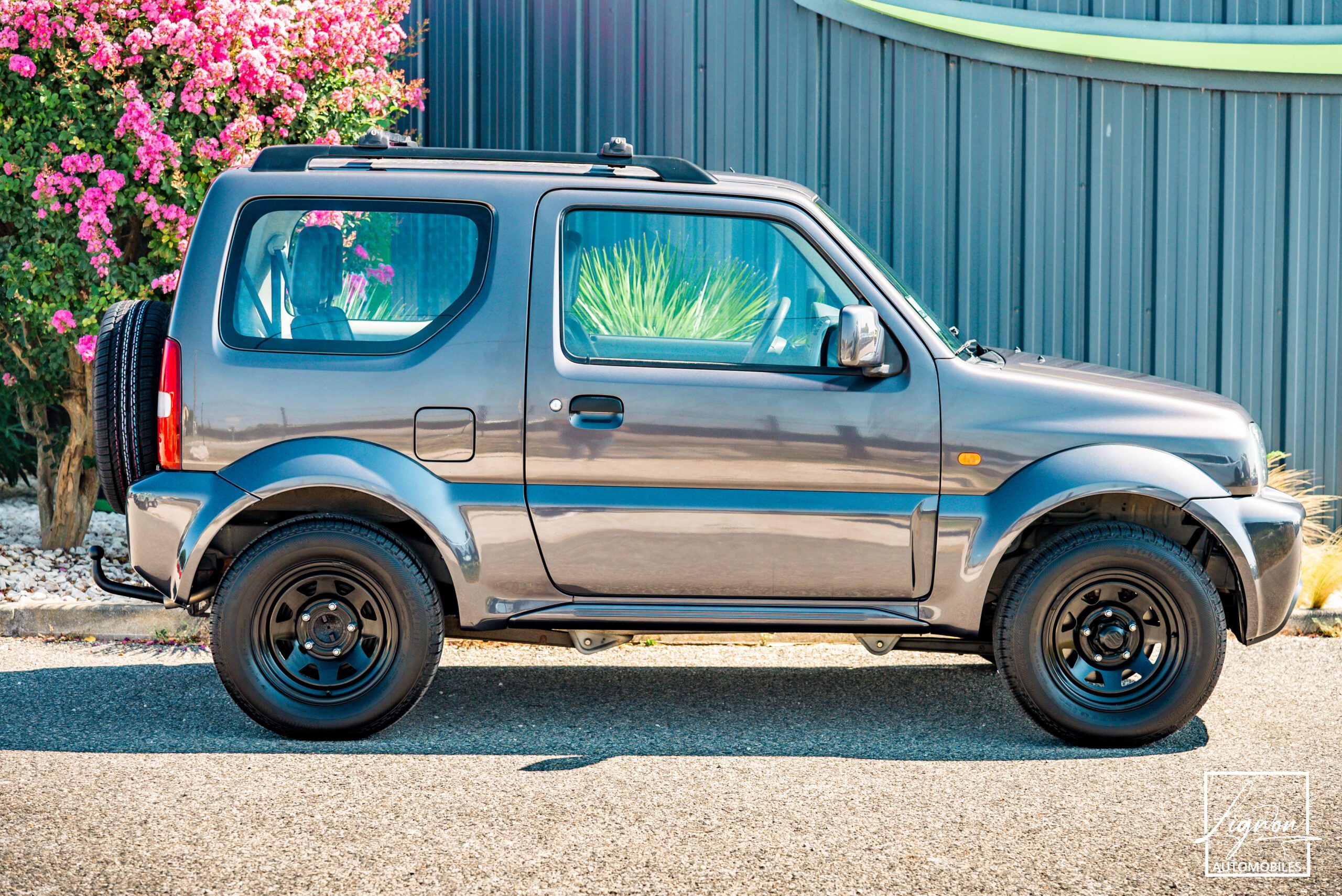 Photo Suzuki Jimny 1.3 VVT 85CH 8 000km Seulement ! Attelage