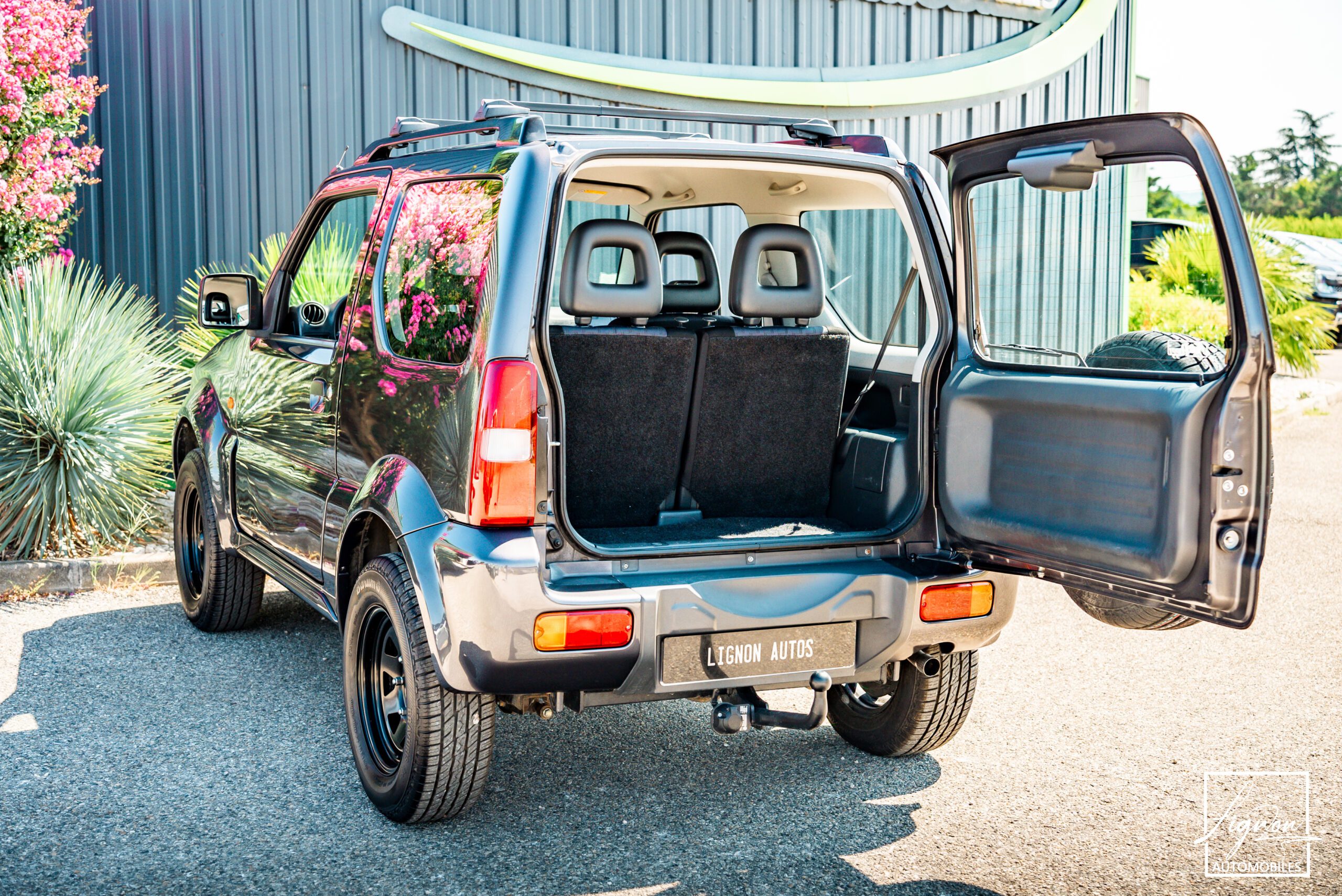 Photo Suzuki Jimny 1.3 VVT 85CH 8 000km Seulement ! Attelage