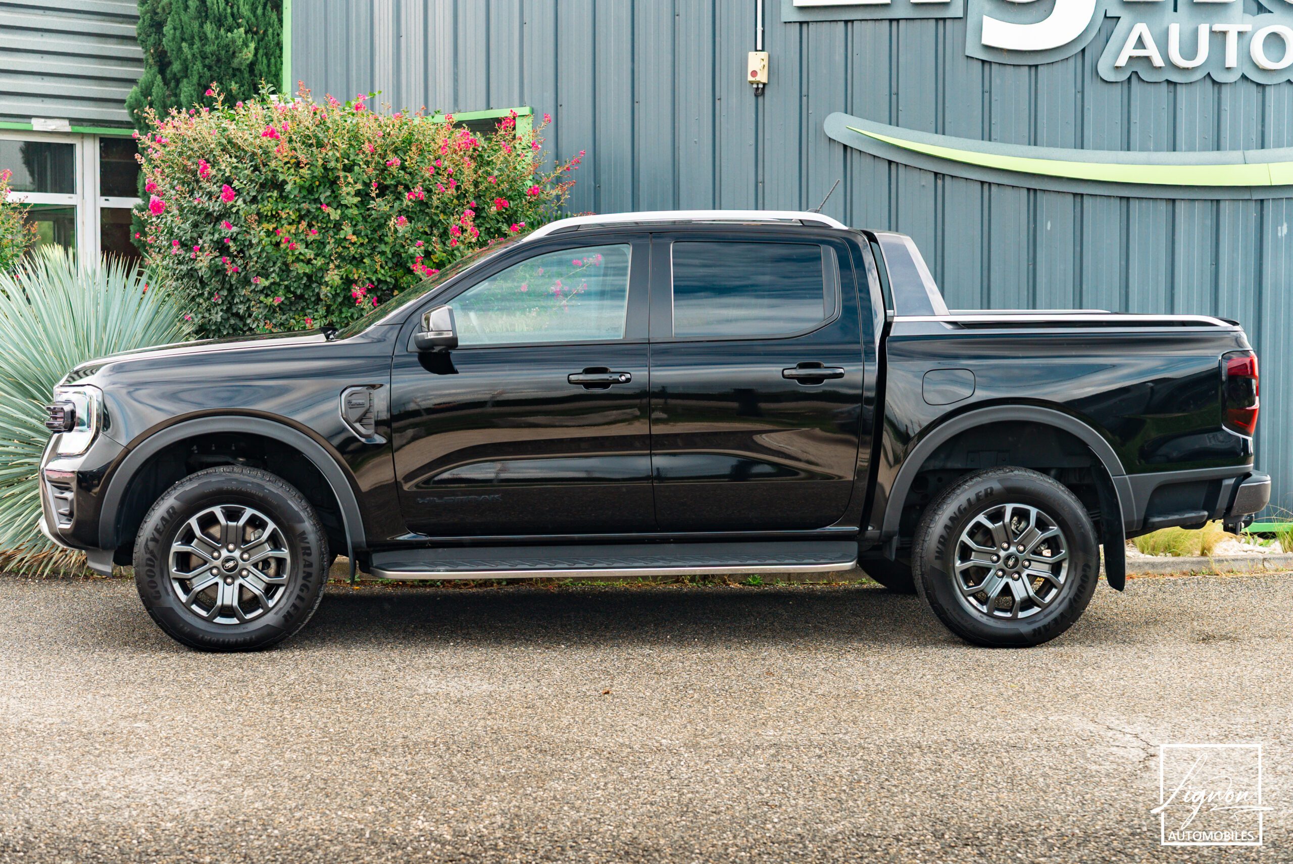 Photo Ford Ranger Wildtrak Double Cabine 2.0 ECOBLUE 205 CH - TVA RECUPERABLE