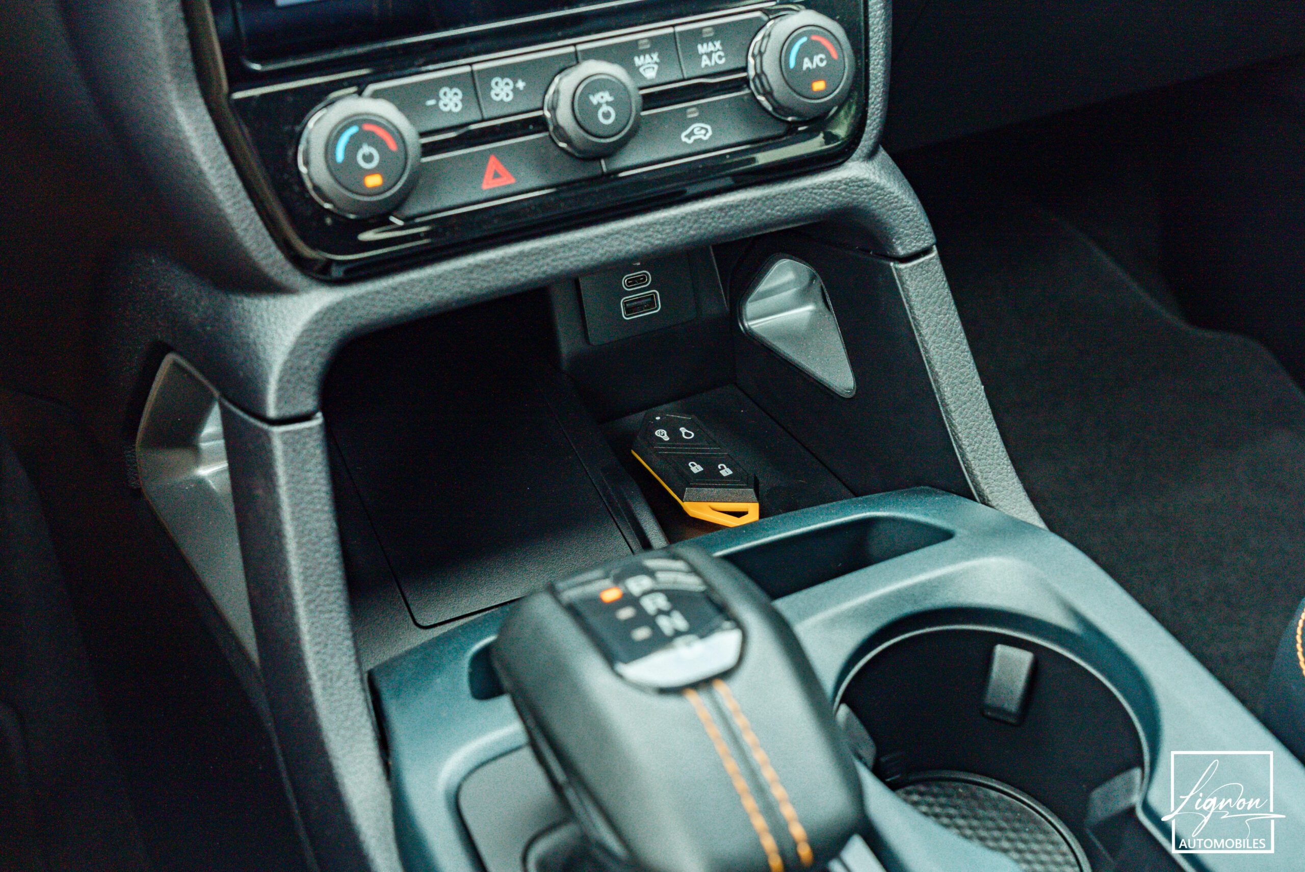 Photo Ford Ranger Wildtrak Double Cabine 2.0 ECOBLUE 205 CH - TVA RECUPERABLE