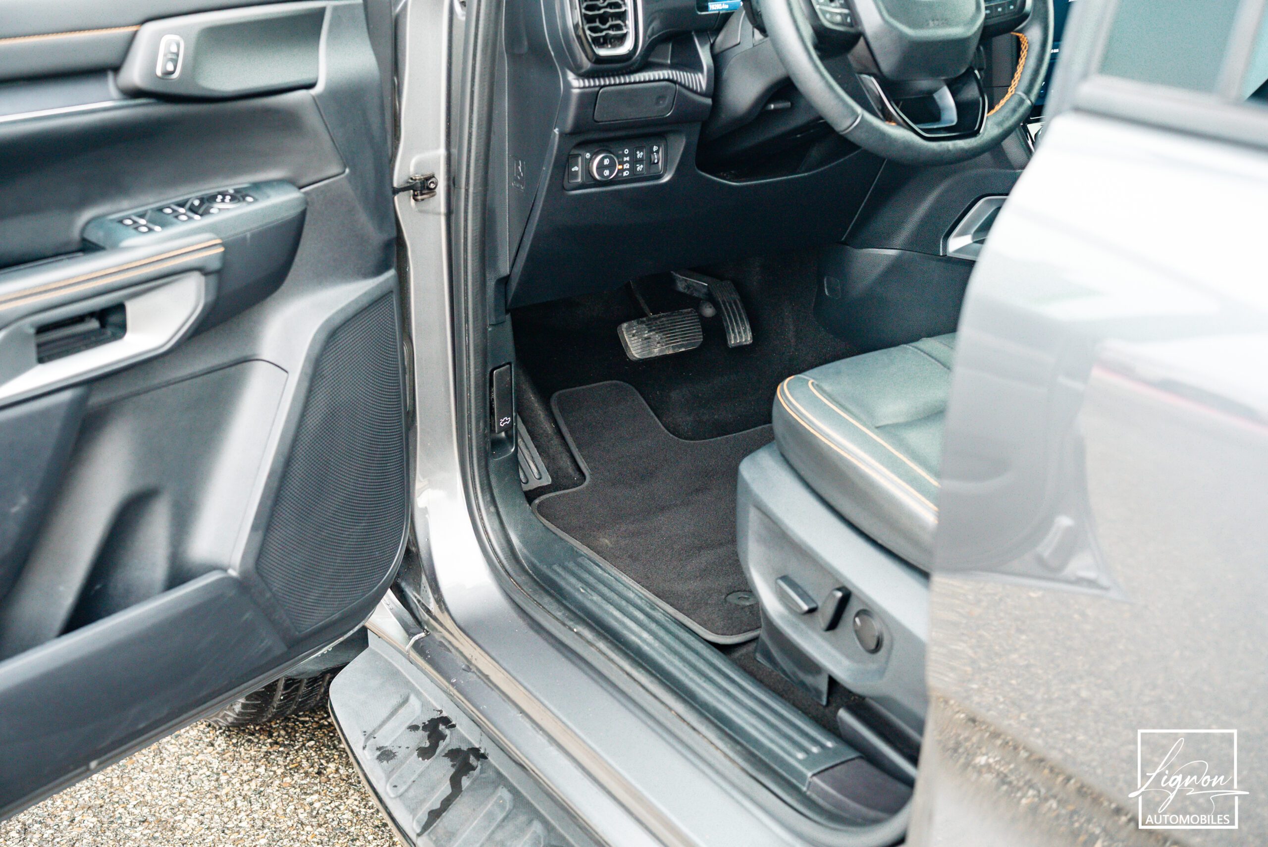 Photo Ford Ranger Wildtrak Double Cabine 2.0 ECOBLUE 205 CH - TVA RECUPERABLE