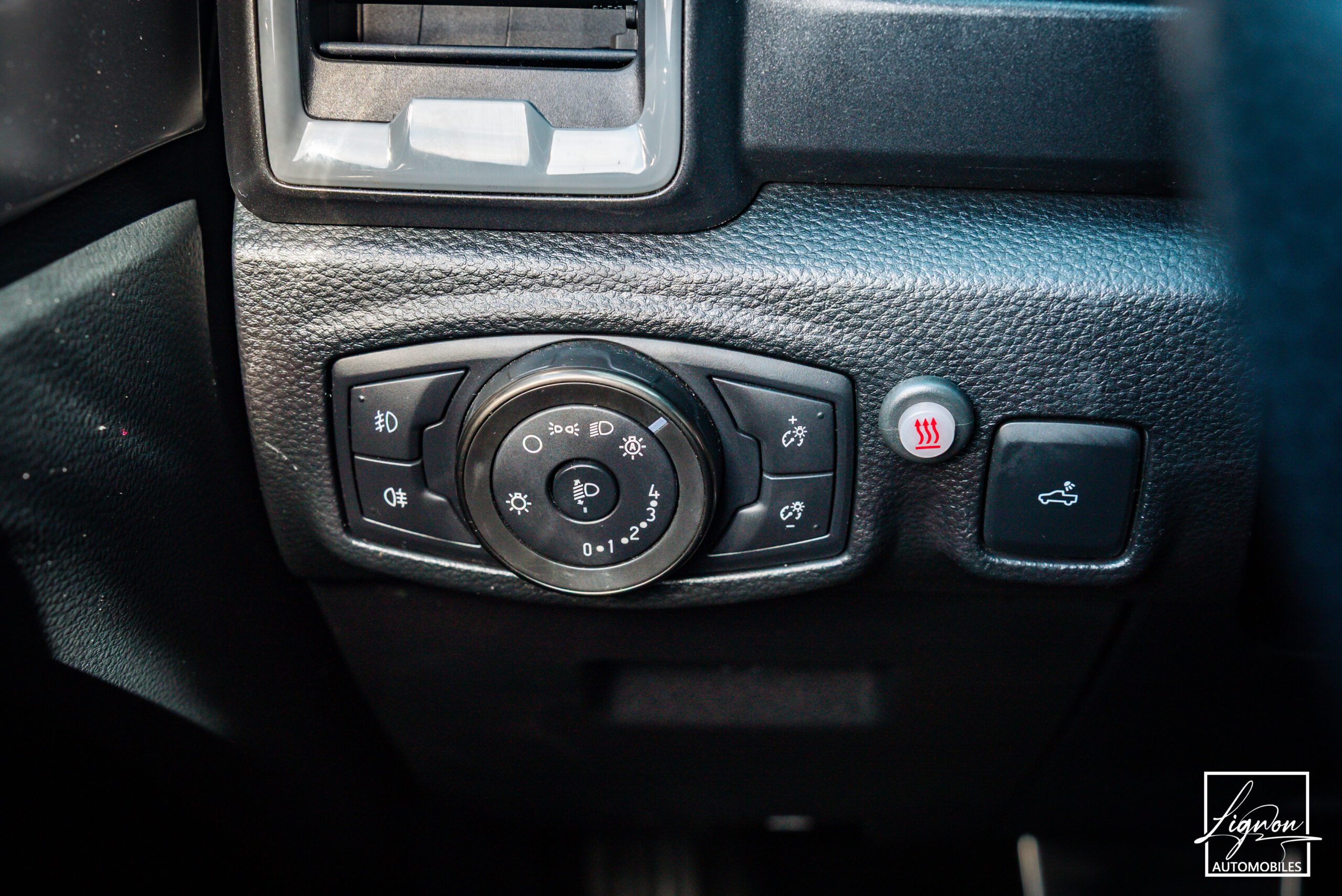 Photo Ford Ranger Raptor Double Cabine 2.0 TDCi 213 EcoBlue BVA10 - TVA RECUPERABLE