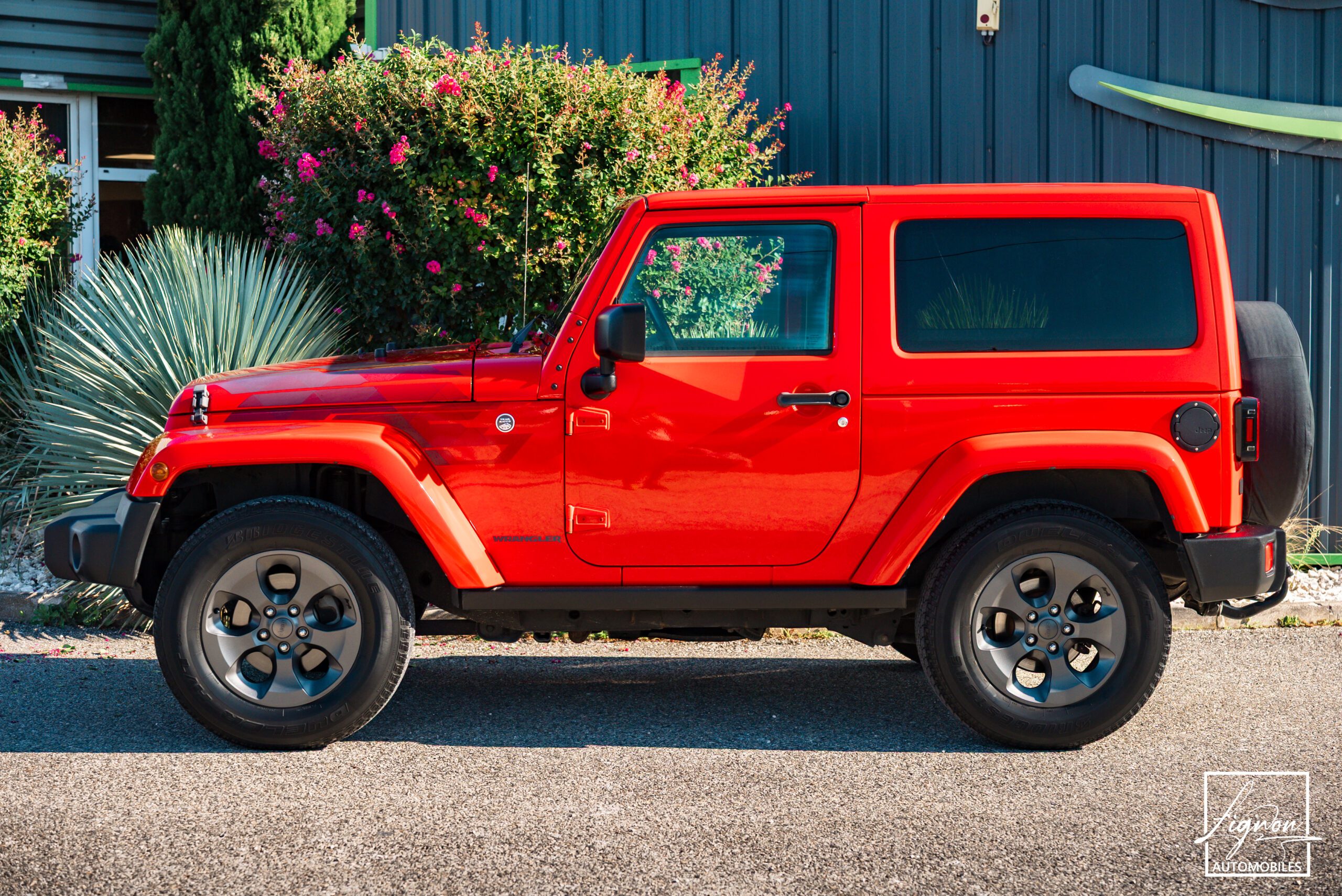Photo Jeep Wrangler 2.8 CRD 200 CH BVA Série limitée "Night Eagle"