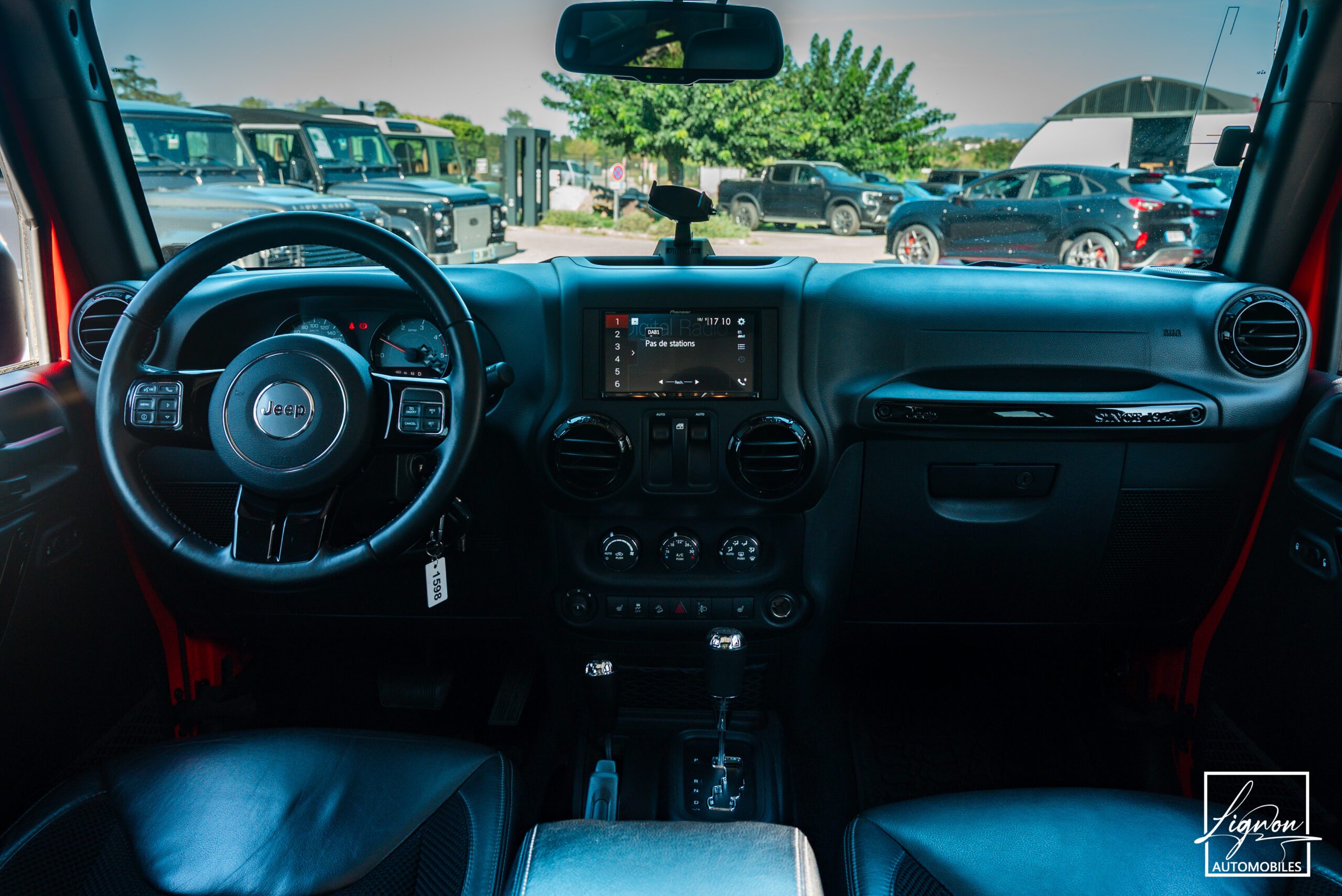 Photo Jeep Wrangler 2.8 CRD 200 CH BVA Série limitée "Night Eagle"