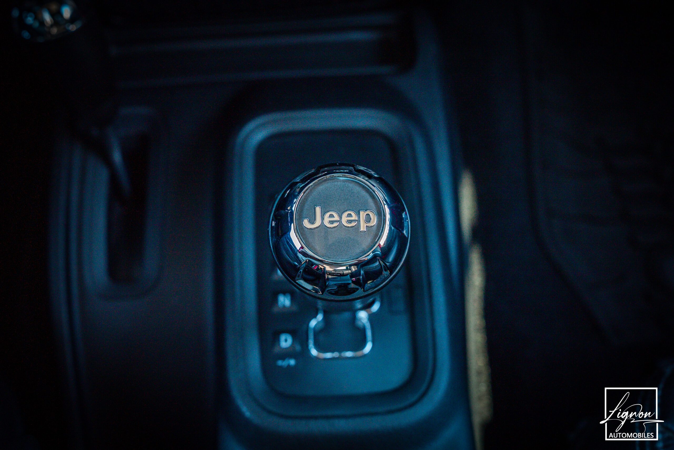 Photo Jeep Wrangler 2.8 CRD 200 CH BVA Série limitée "Night Eagle"