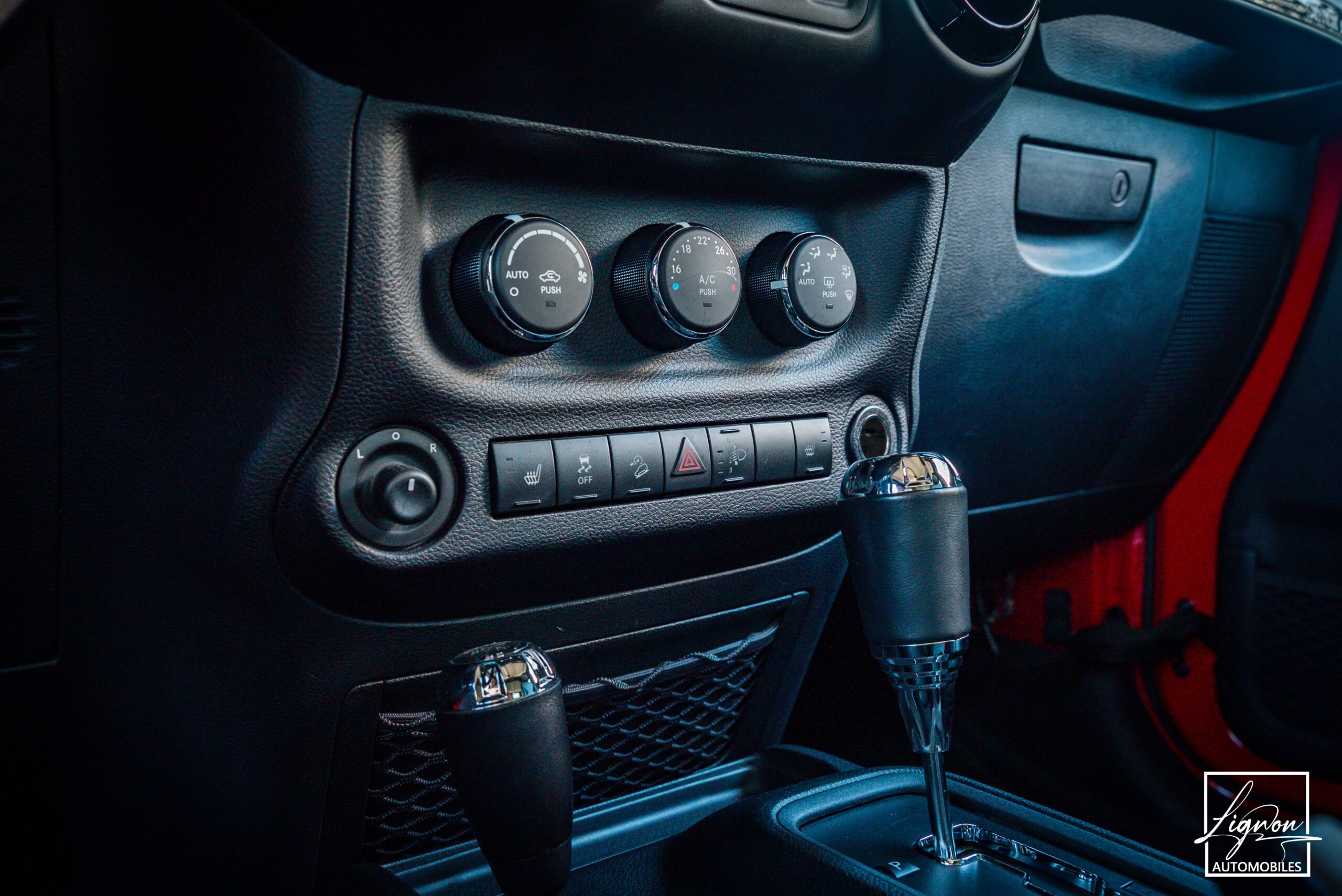 Photo Jeep Wrangler 2.8 CRD 200 CH BVA Série limitée "Night Eagle"