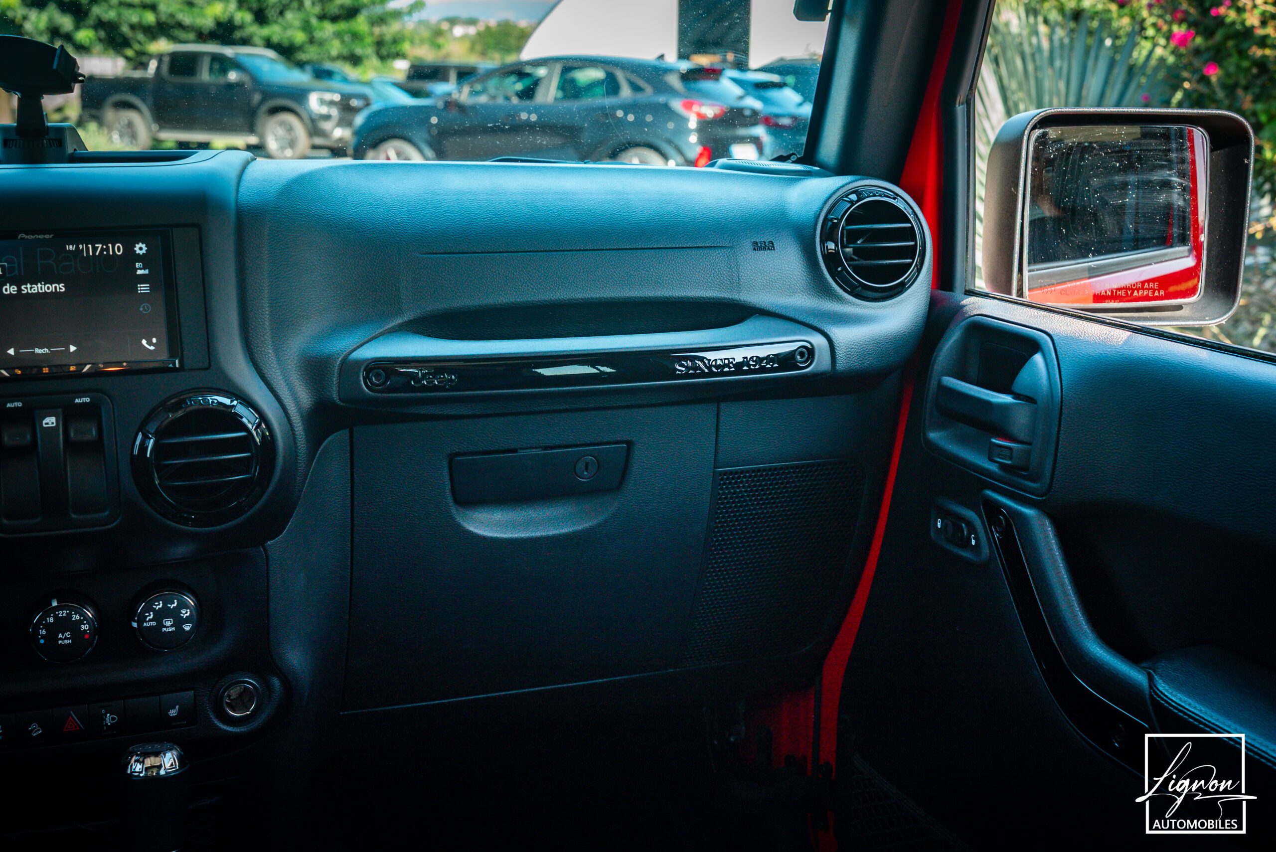 Photo Jeep Wrangler 2.8 CRD 200 CH BVA Série limitée "Night Eagle"