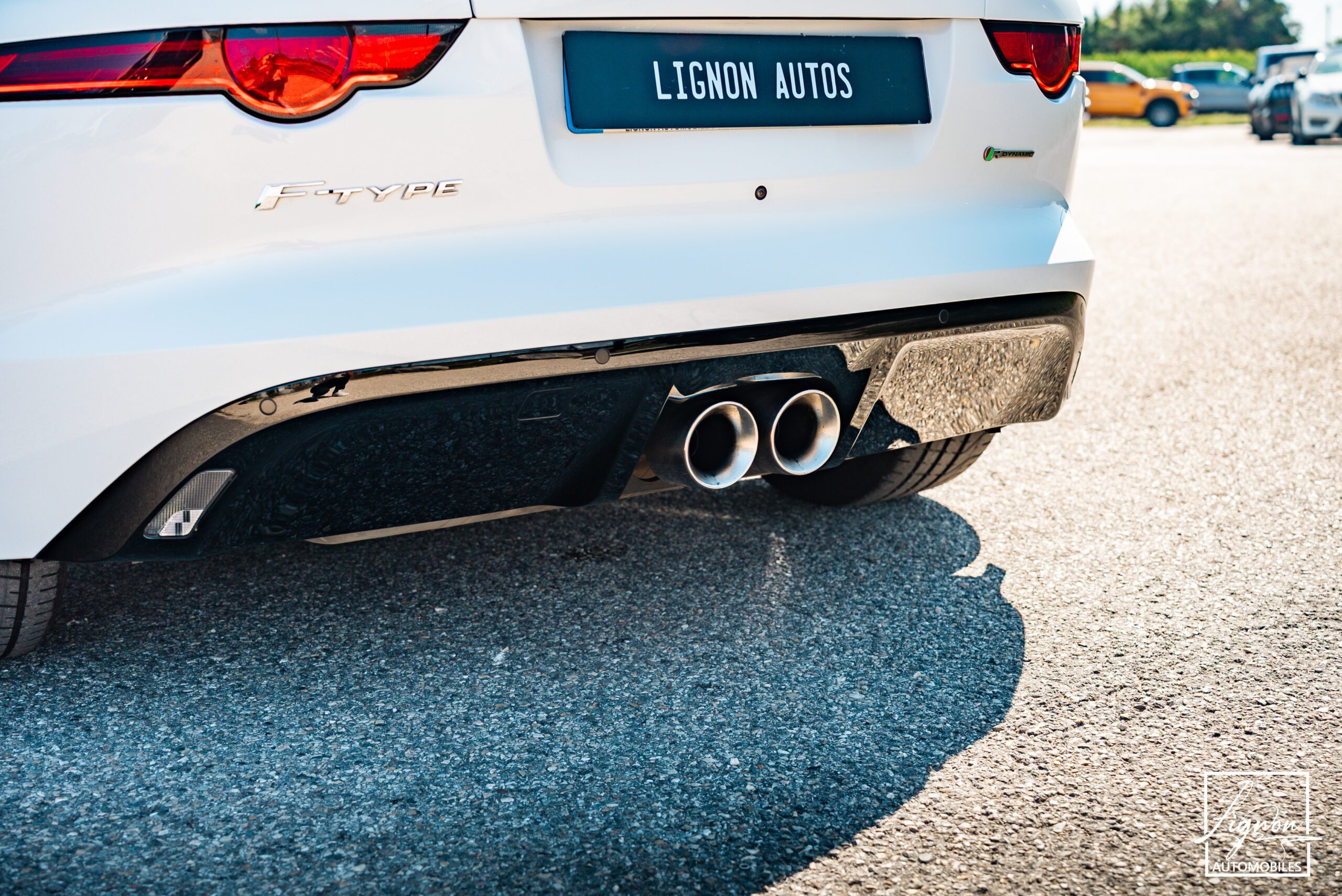 Photo Jaguar F-type Coupé 3.0 v6 P 340 R-Dynamic BVA8 - Toit Panoramique