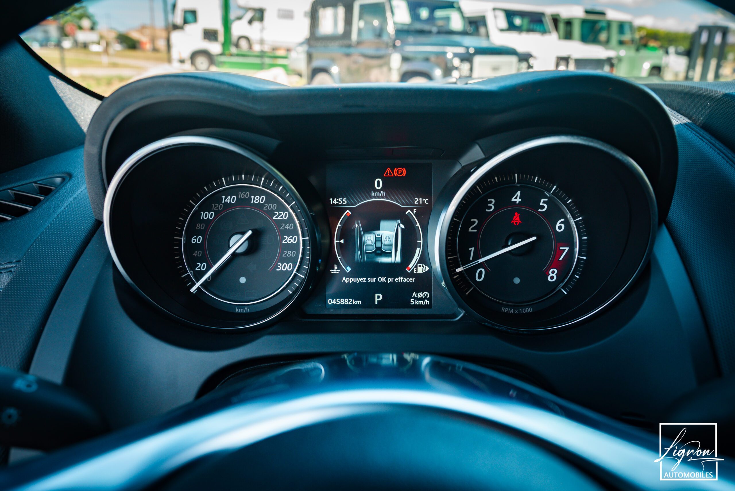 Photo Jaguar F-type Coupé 3.0 v6 P 340 R-Dynamic BVA8 - Toit Panoramique