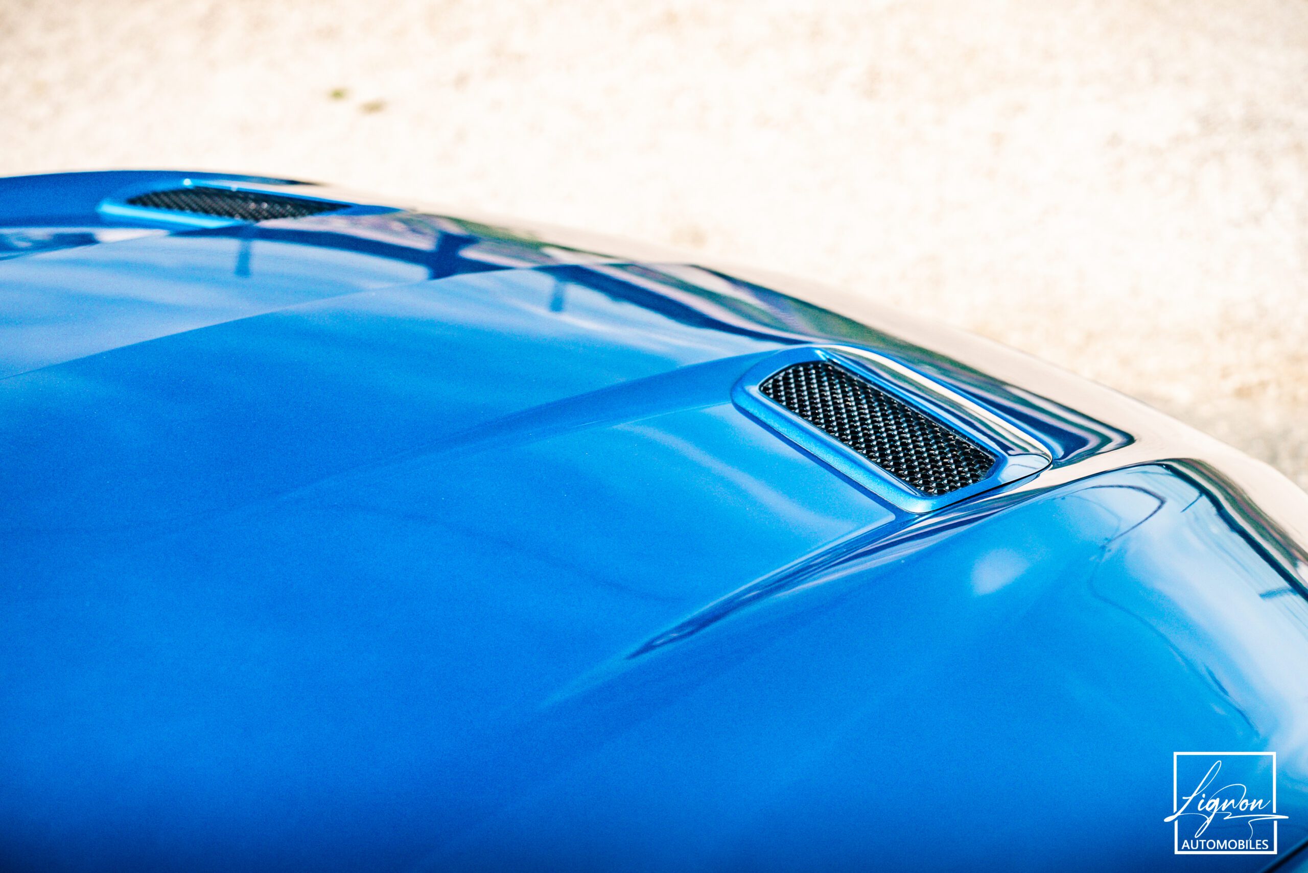 Photo Ford Mustang GT Cabriolet 5.0L V8 450 CH BVA10 Lightning Blue
