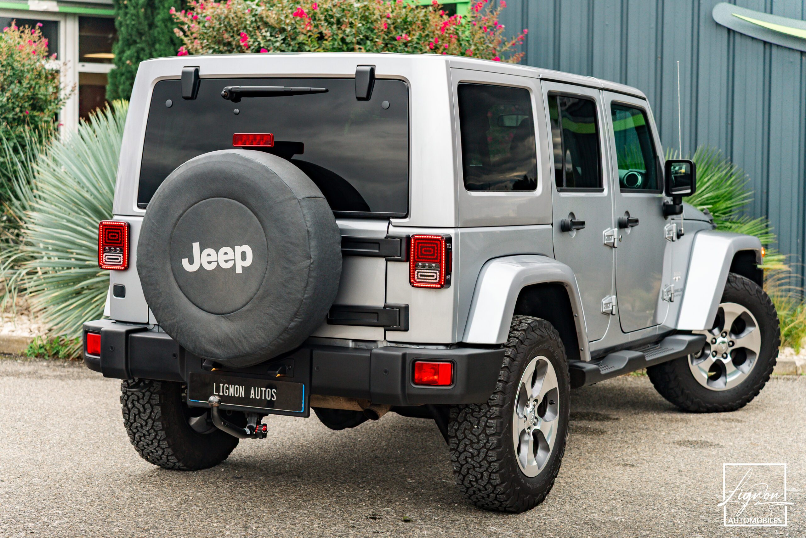 Photo Jeep Wrangler Unlimited Sahara 3.6 V6 Pentastar 284 ch BVA