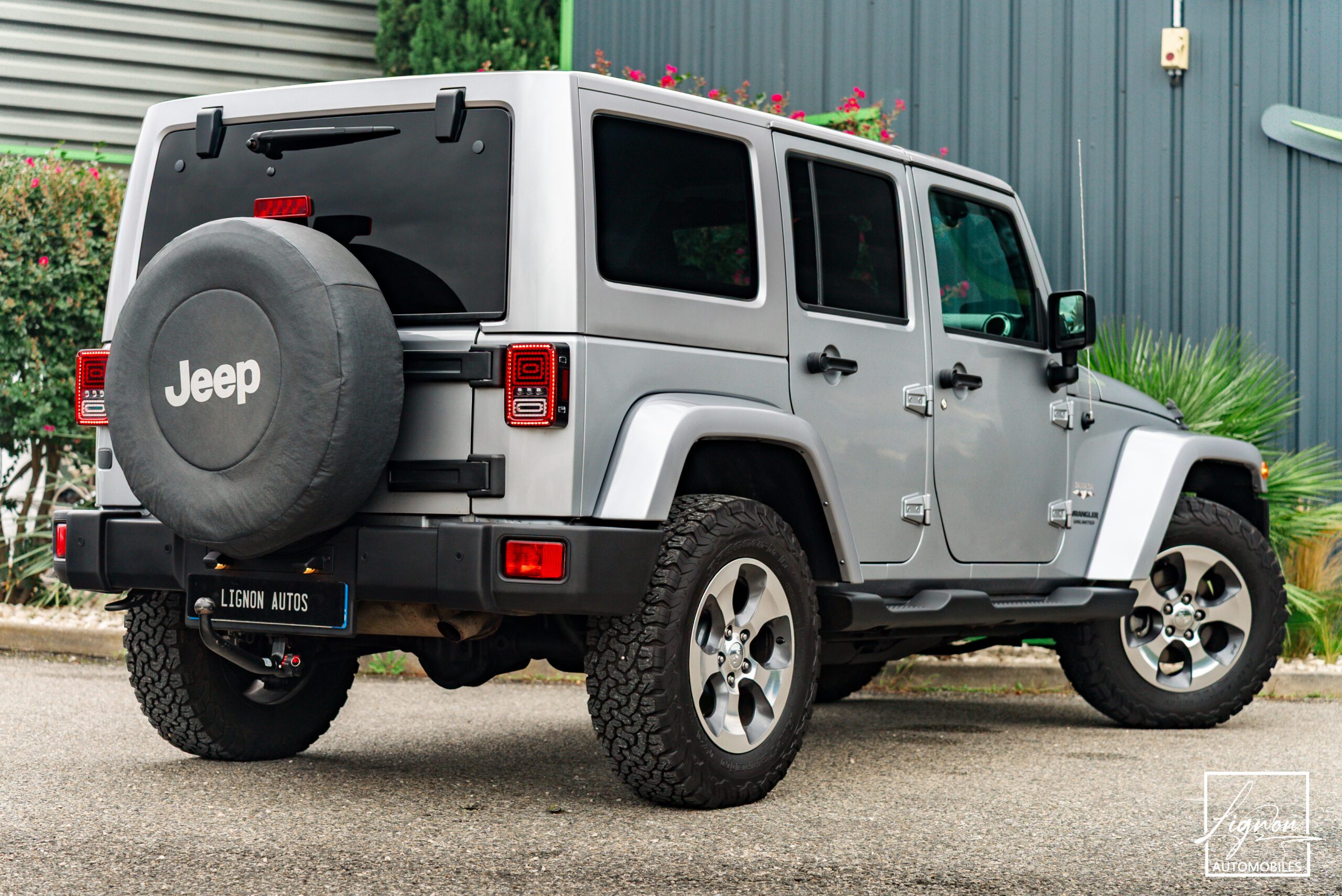 Photo Jeep Wrangler Unlimited Sahara 3.6 V6 Pentastar 284 ch BVA