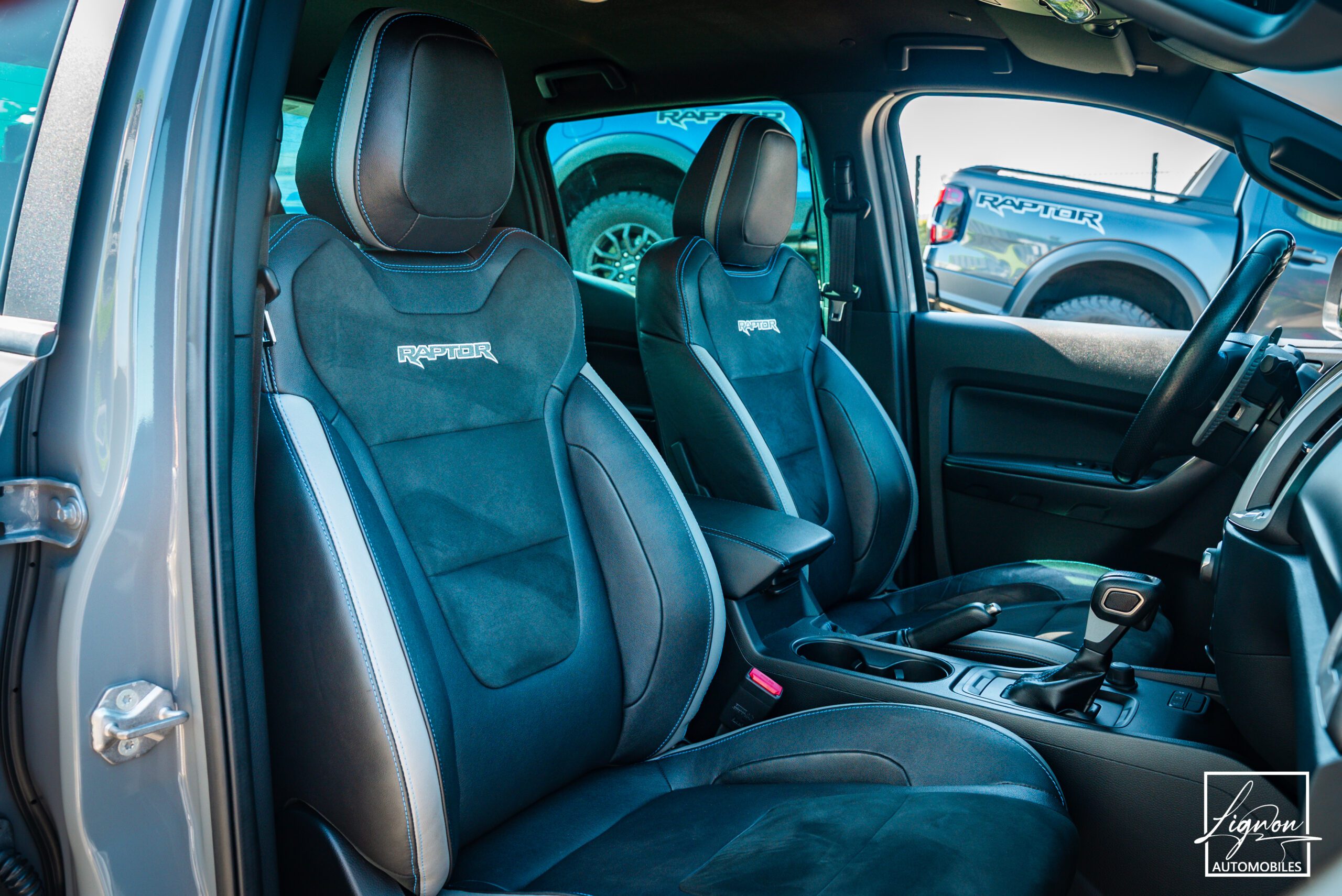 Photo Ford Ranger Raptor Double Cabine 2.0 TDCi 213 EcoBlue BVA10 - TVA RECUPERABLE