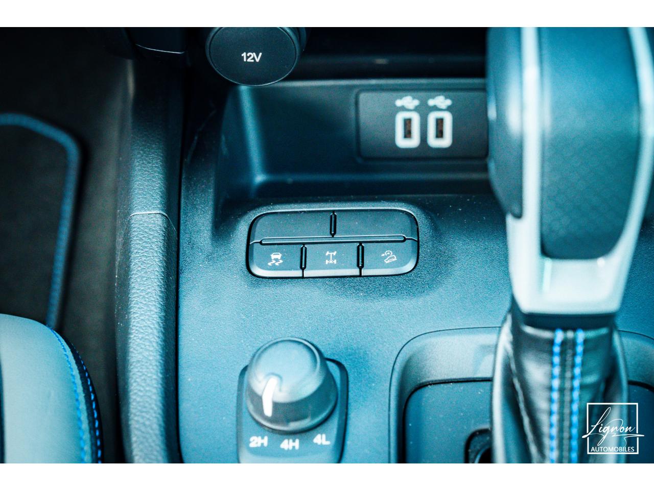Photo FORD RANGER Raptor Double Cabine 2.0 TDCi 213 EcoBlue BVA10 - TVA APPARENTE - à partir de 512 euros