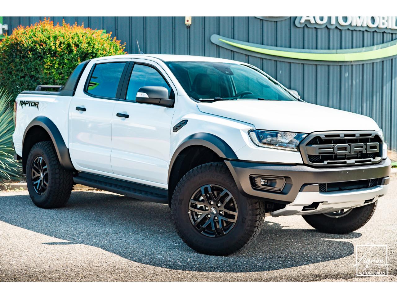 Photo FORD RANGER Raptor Double Cabine 2.0 TDCi 213 EcoBlue BVA10 - TVA APPARENTE - à partir de 512 euros