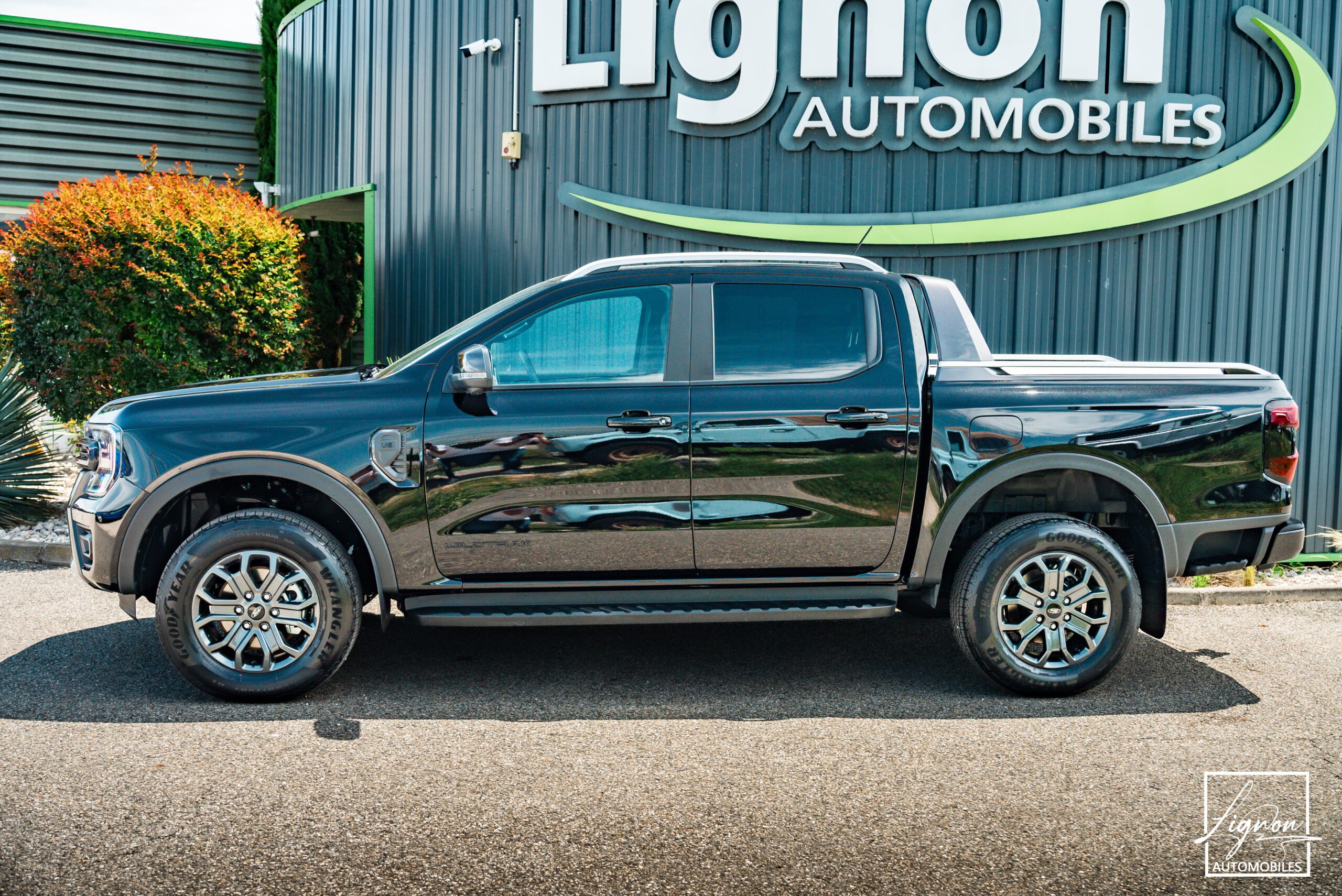 Photo Ford Ranger Wildtrak 3.0 v6 240 CH Double Cabine 2025 - Garantie 5 ans / 150 000km TVA RECUP* - PAS DE MALUS