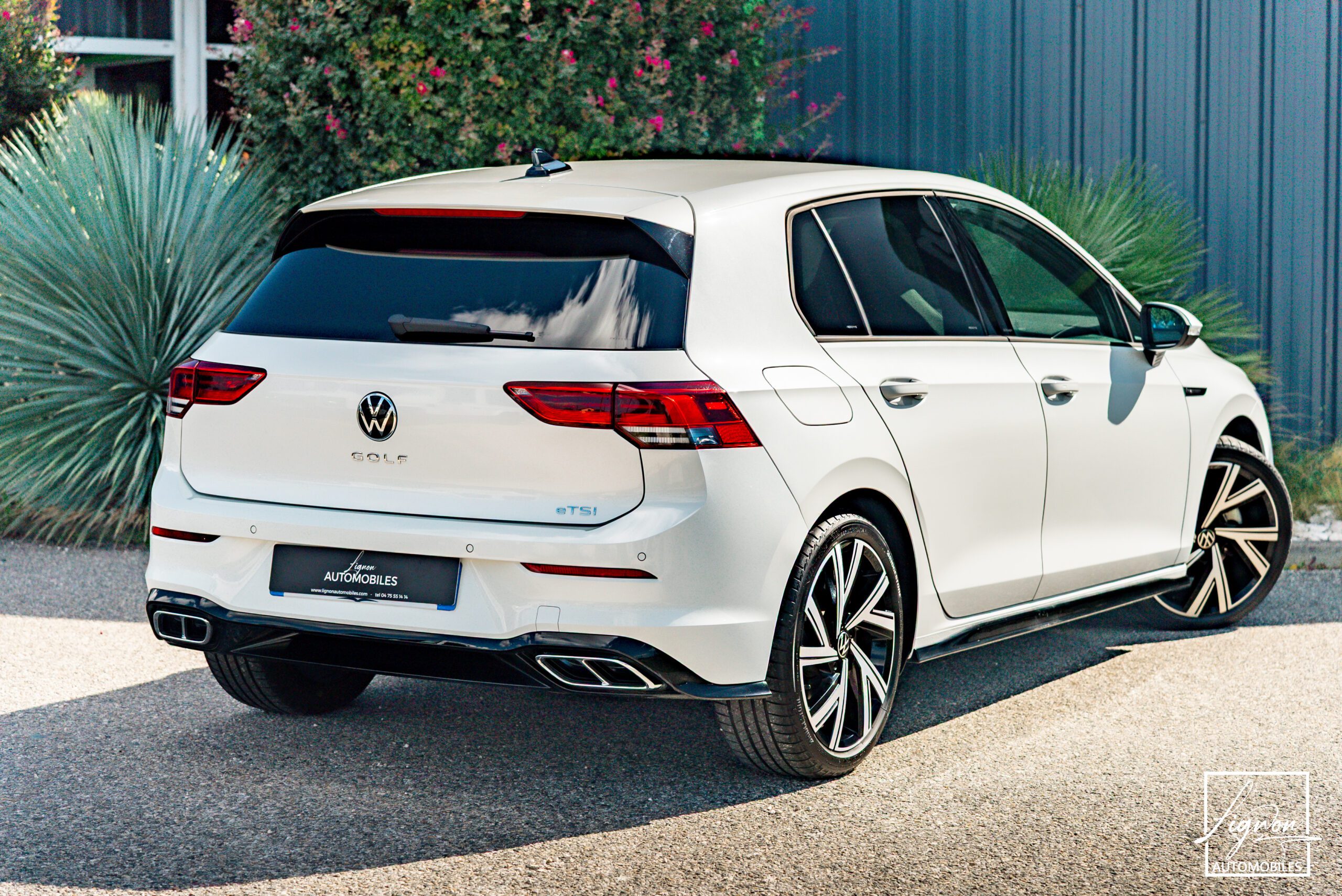 Photo Volkswagen Golf 1.5 e TSI OPF 130 ch DSG7 R-Line