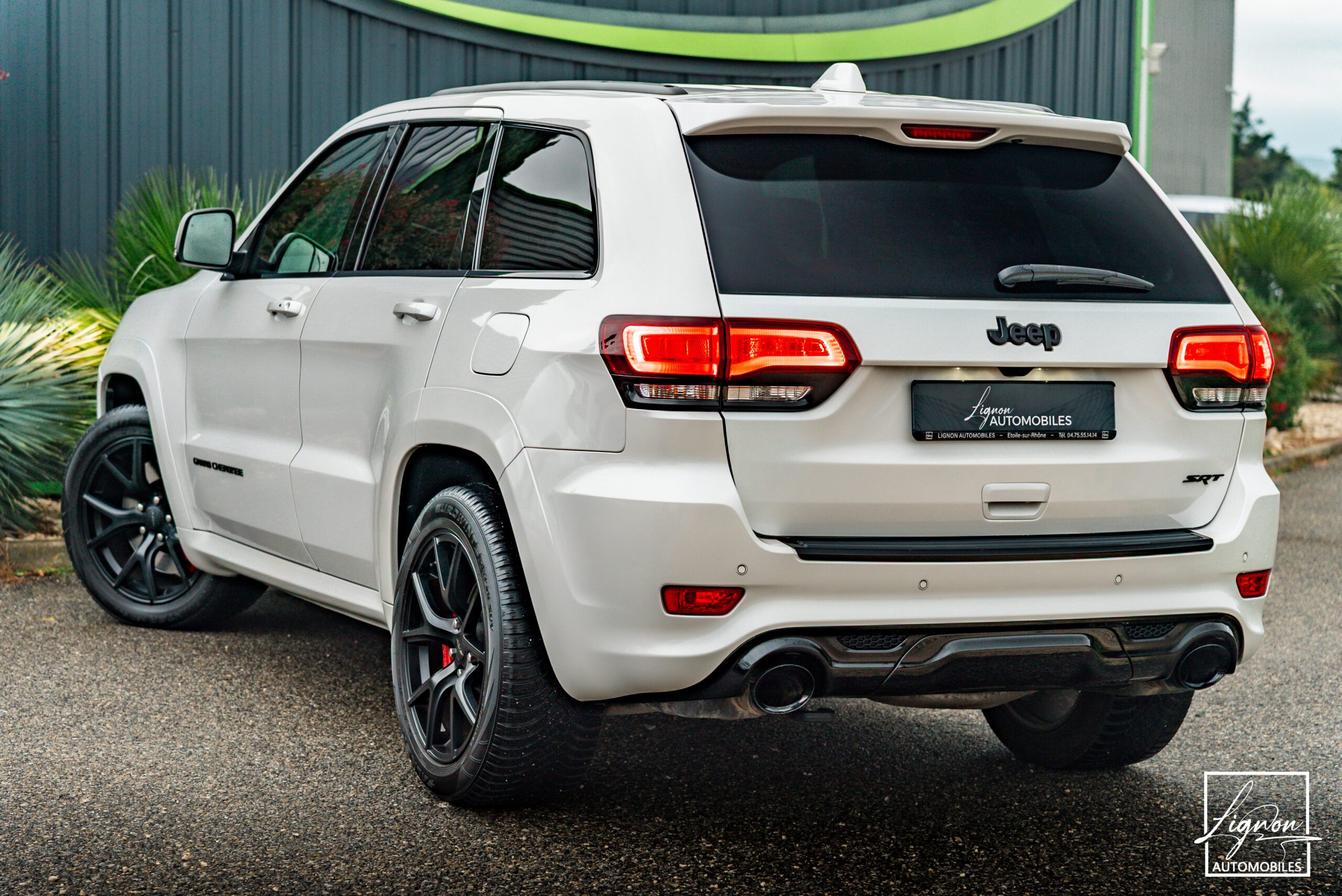Photo Jeep Grand Cherokee SRT HEMI 6.4 V8 468