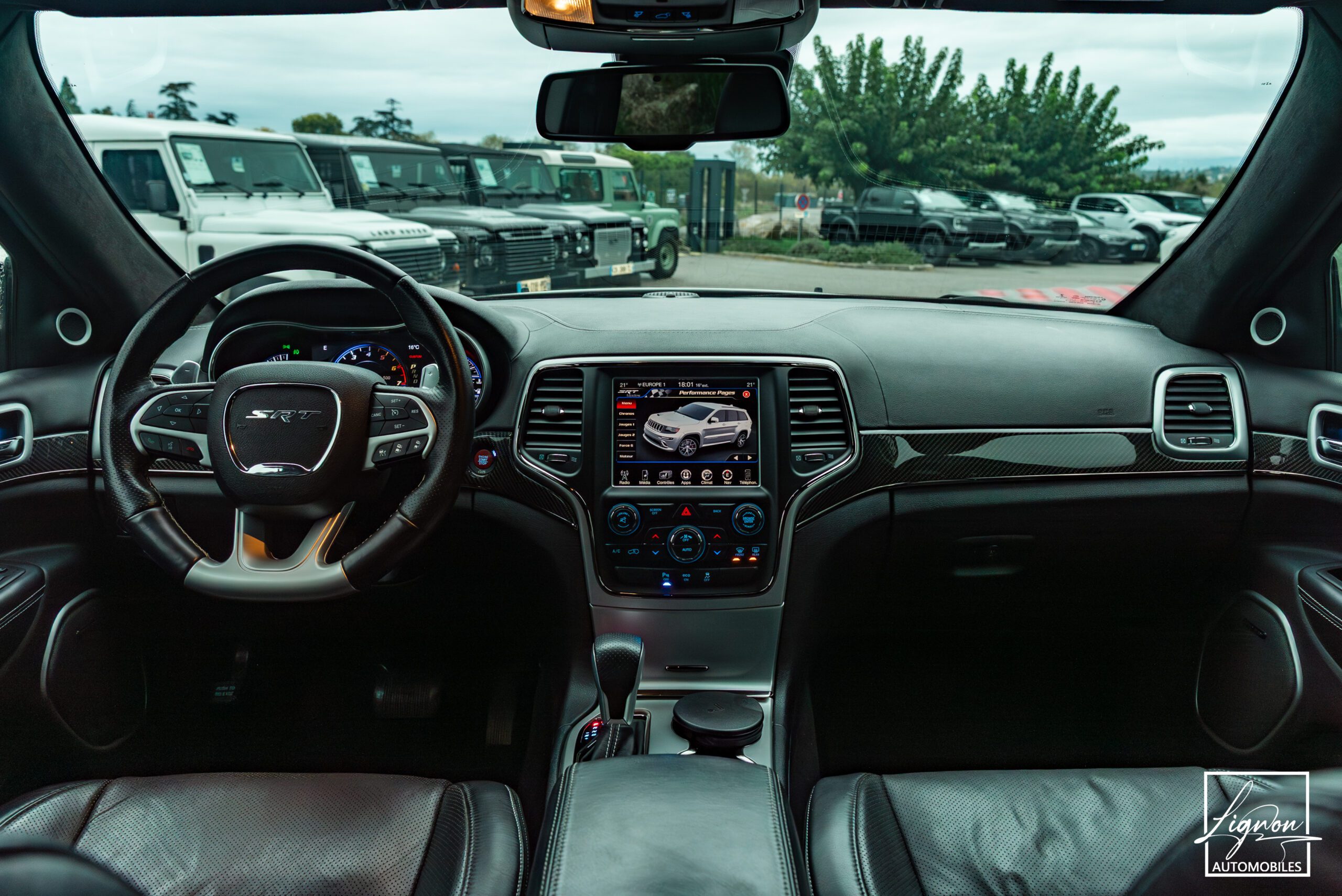 Photo Jeep Grand Cherokee SRT HEMI 6.4 V8 468