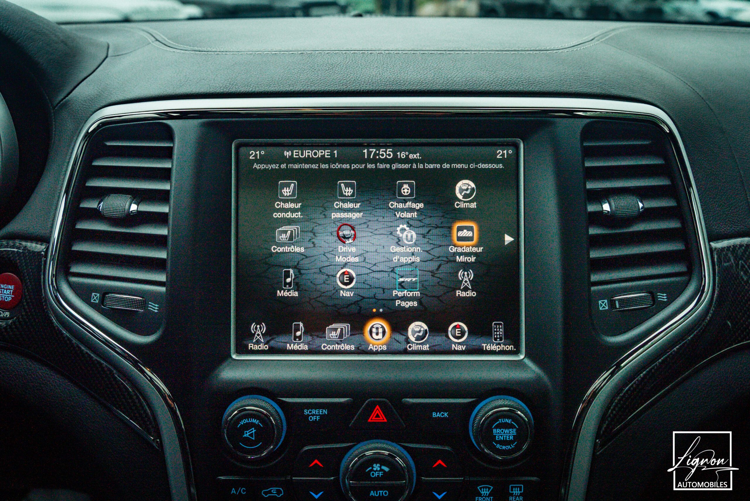 Photo Jeep Grand Cherokee SRT HEMI 6.4 V8 468