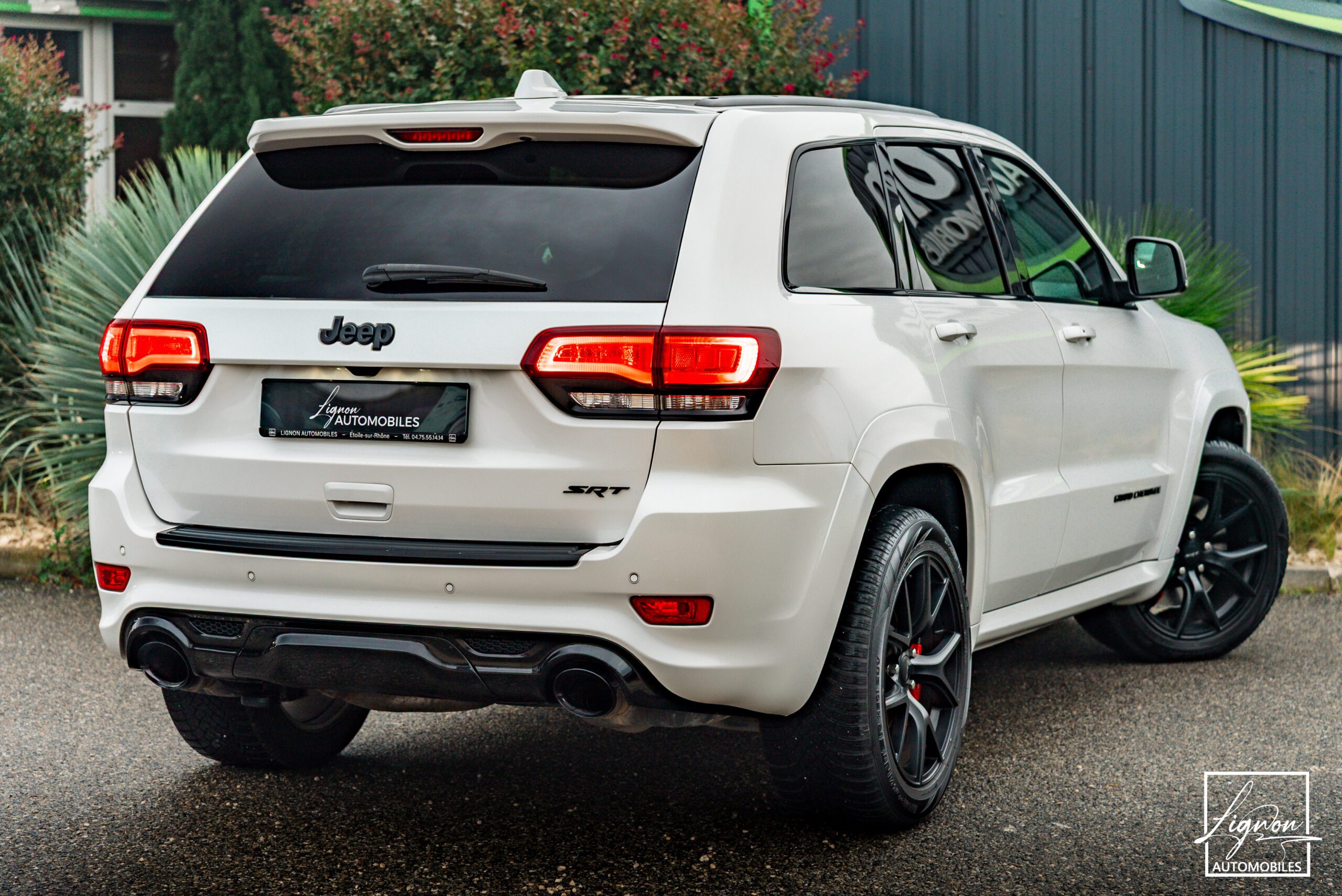 Photo Jeep Grand Cherokee SRT HEMI 6.4 V8 468