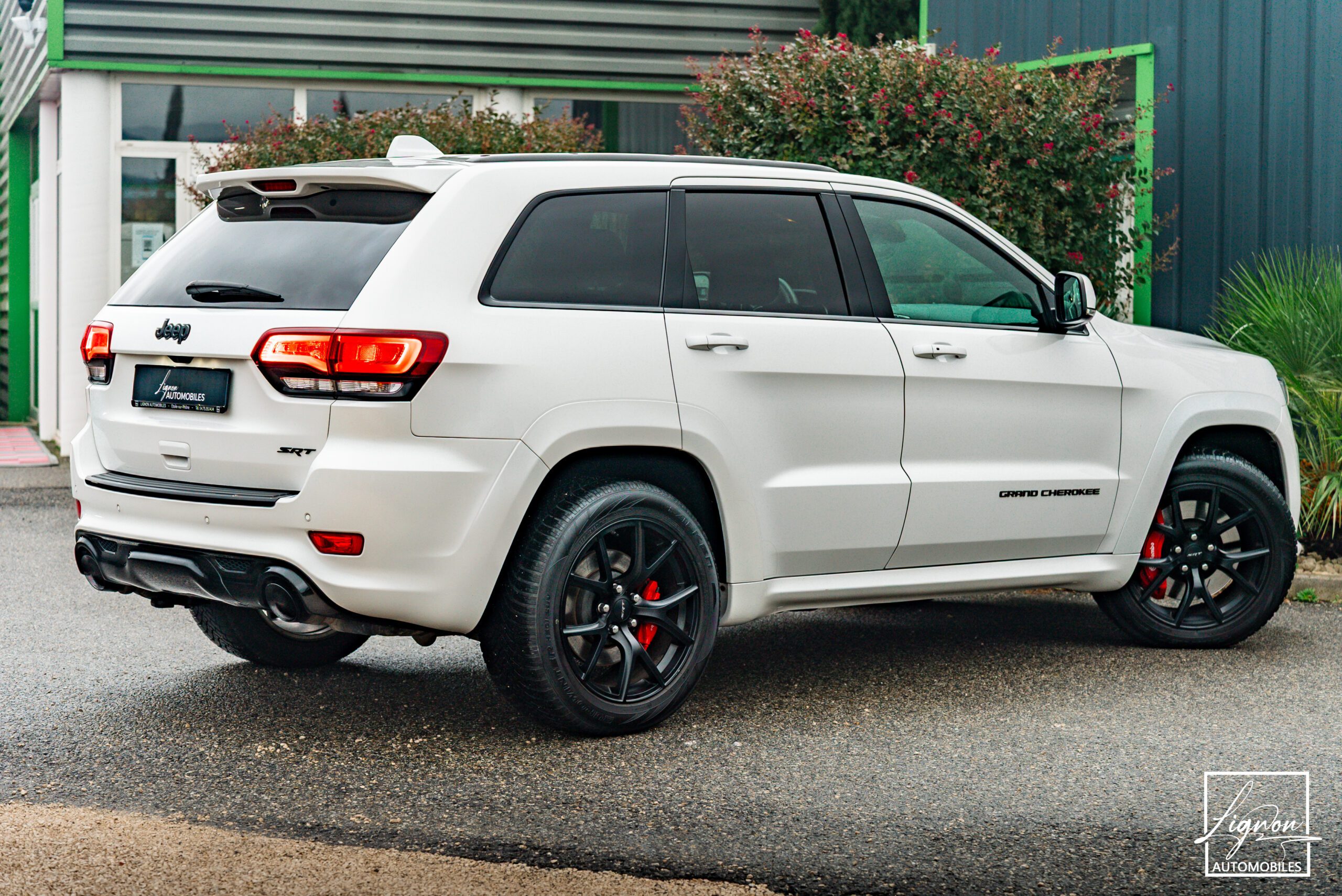 Photo Jeep Grand Cherokee SRT HEMI 6.4 V8 468