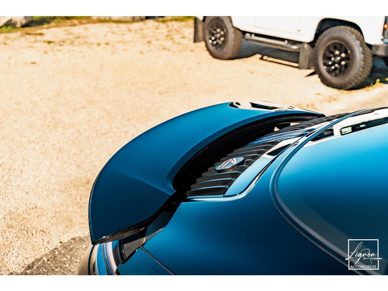 Photo PORSCHE 911 Targa 4S Limited Edition Heritage Design Edition N° 858/992 - à partir de 3000 euros